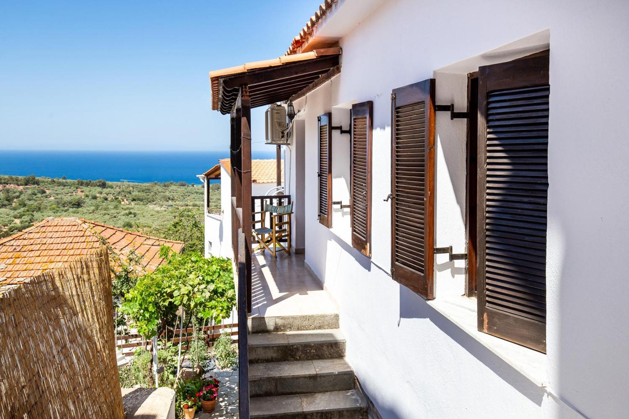 Holiday home Cozy Traditional House In Thassos, Kallirachi