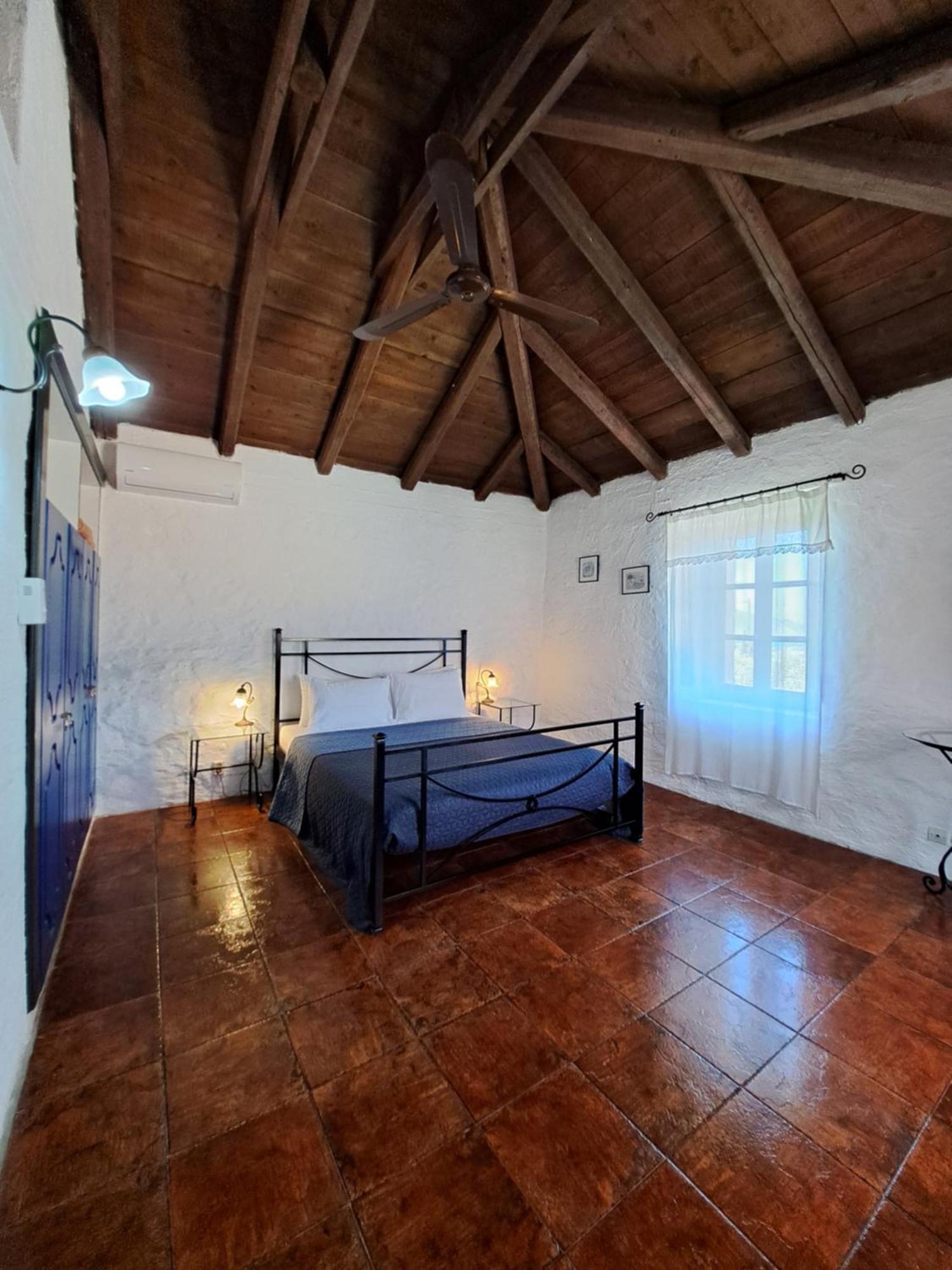 Tsivouli * Lithakia (Zakynthos)