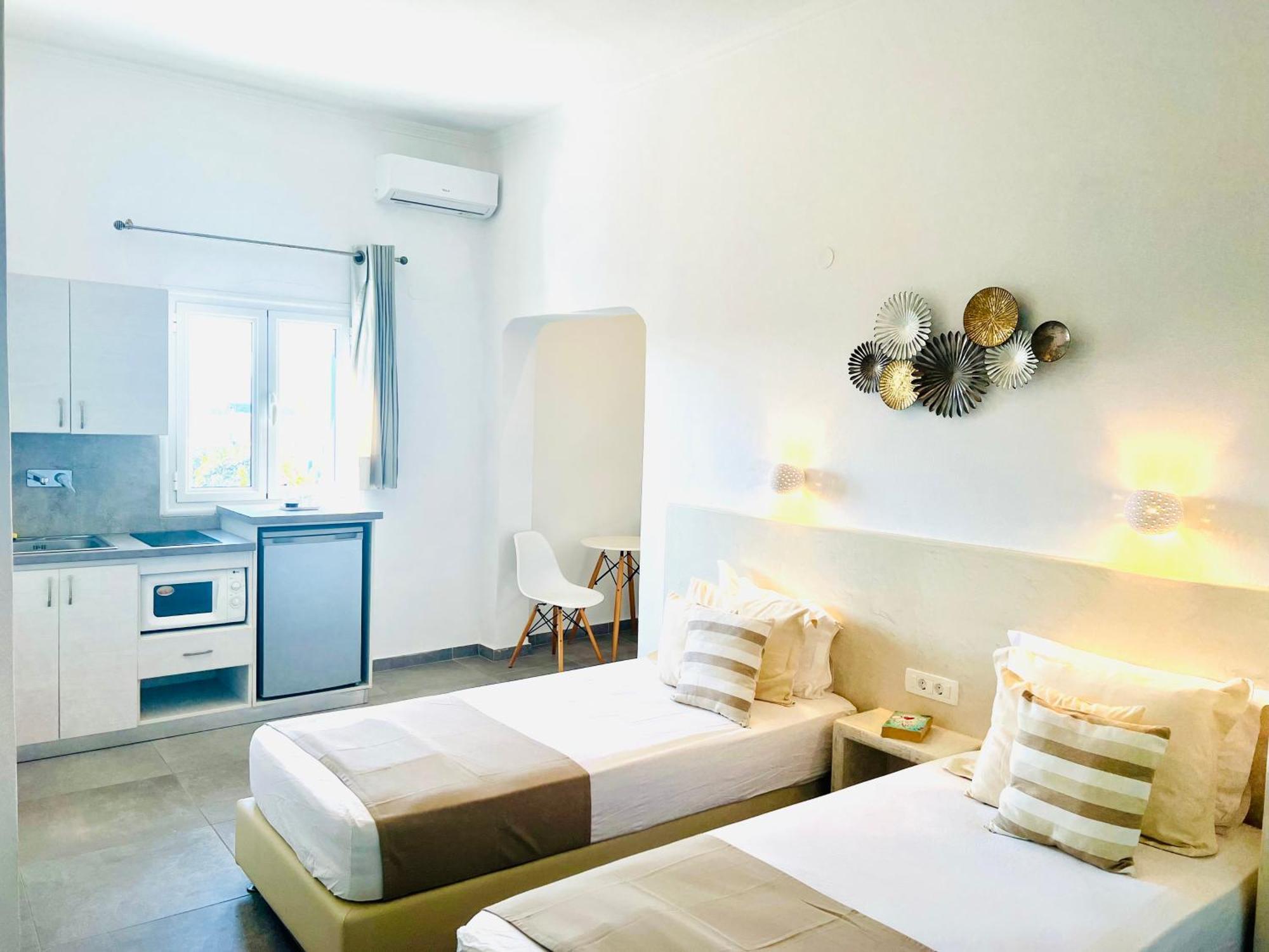 Arapiou Aparthotel 3*