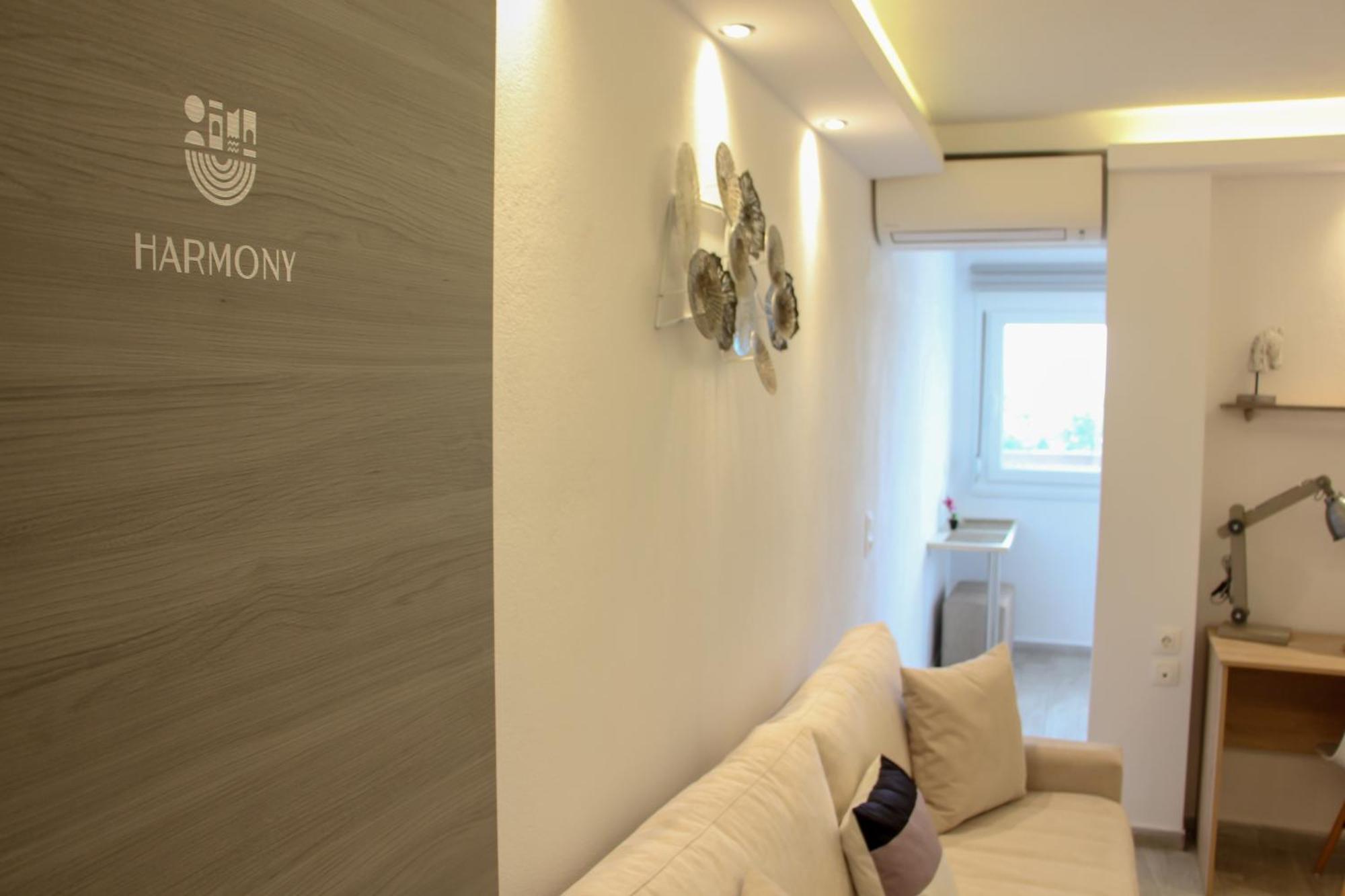 Thea-tro Hotel *