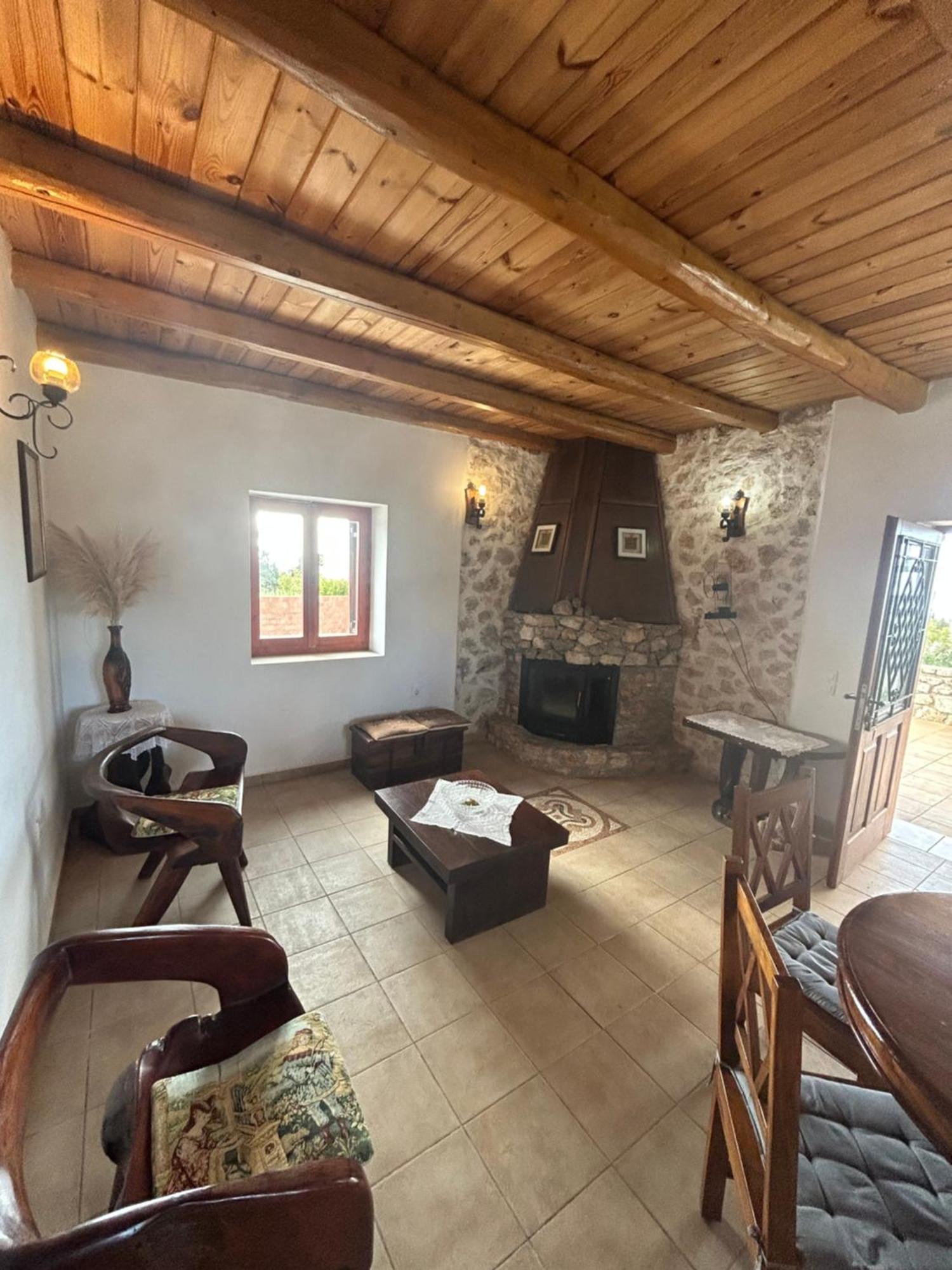Anastasia Villa *