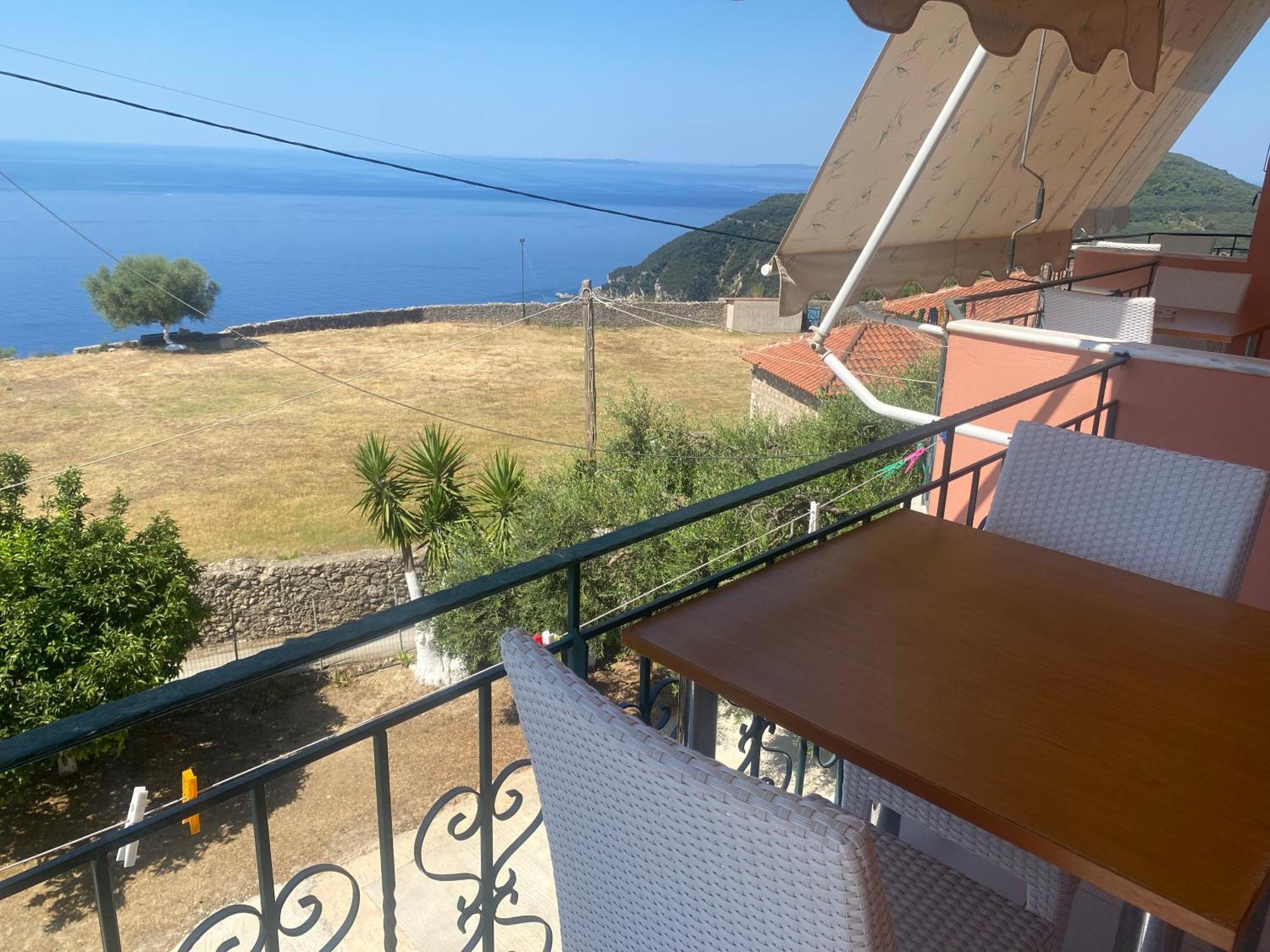 Sarai Apartment Parga