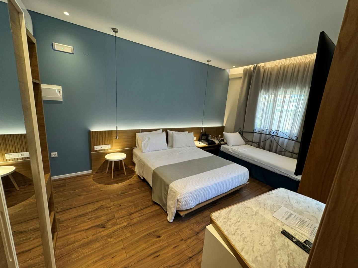 Studio Nikiti Beach Hotel *