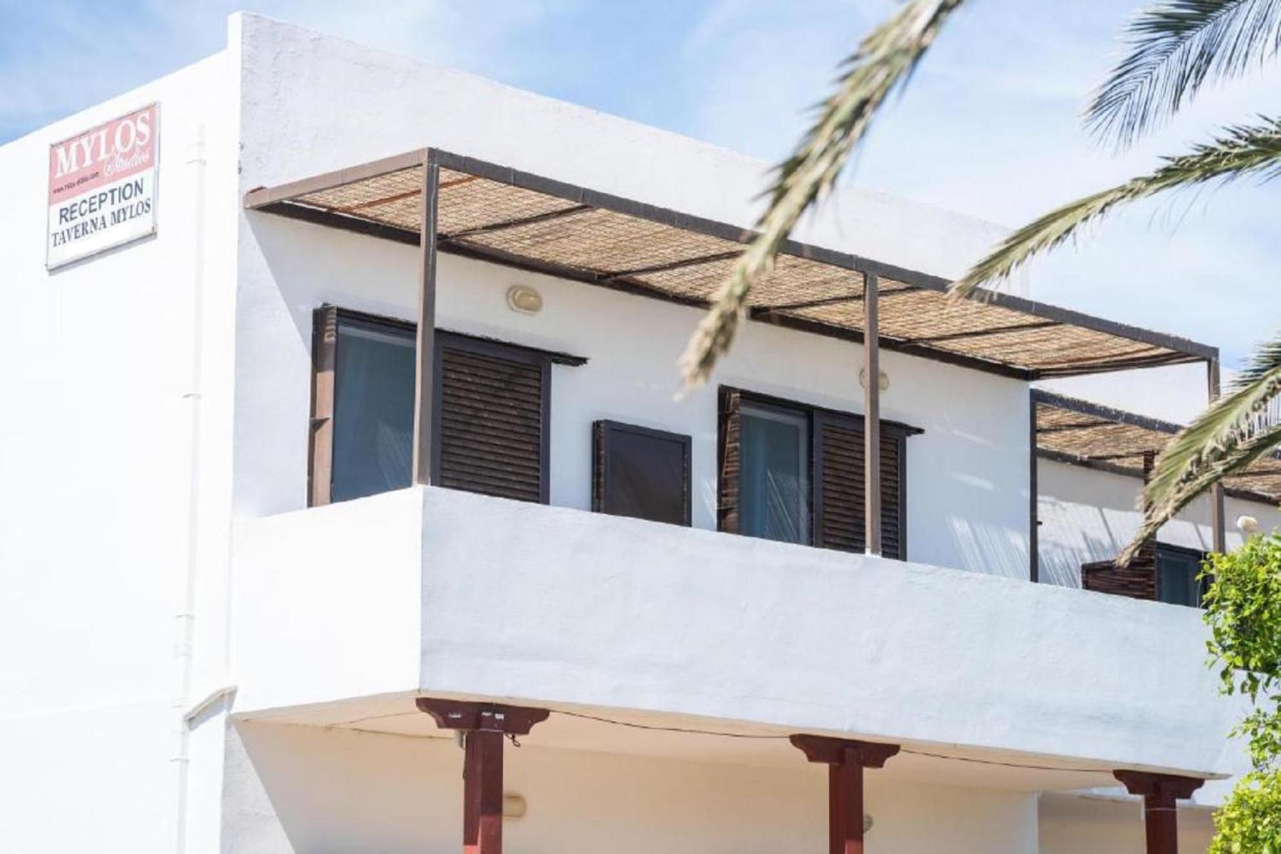 Milos & House Apartment Frangocastelo