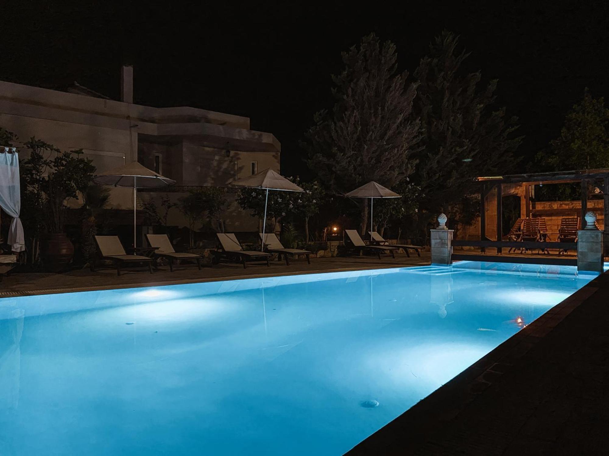 Theonia Villas Apartment *