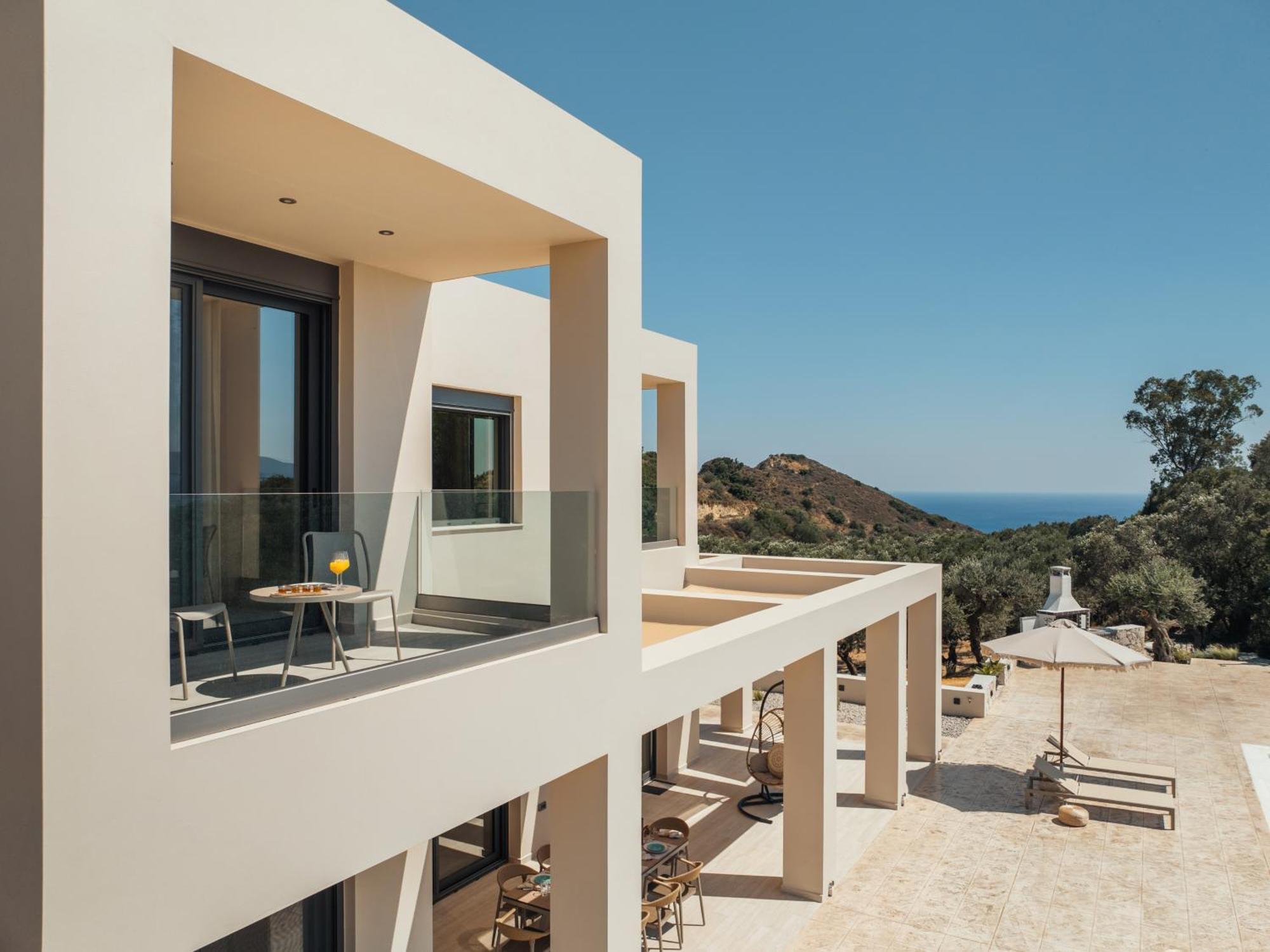 Euphoria Hill Villa, By Tk Management Villa