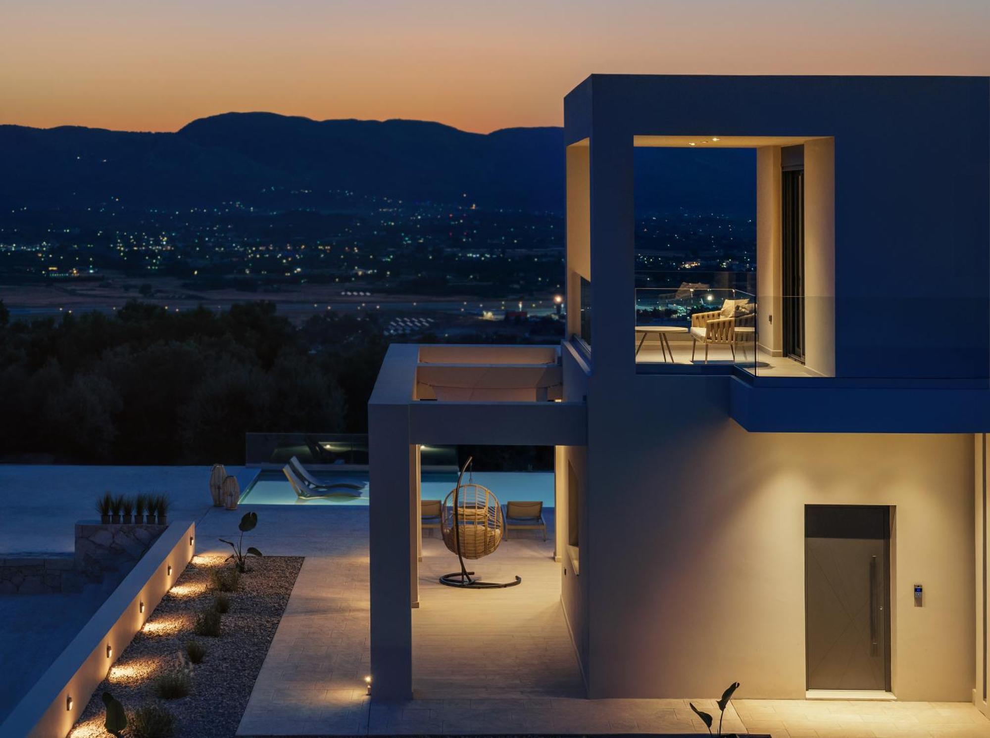 Villa Euphoria Hill Villa, By Tk Management