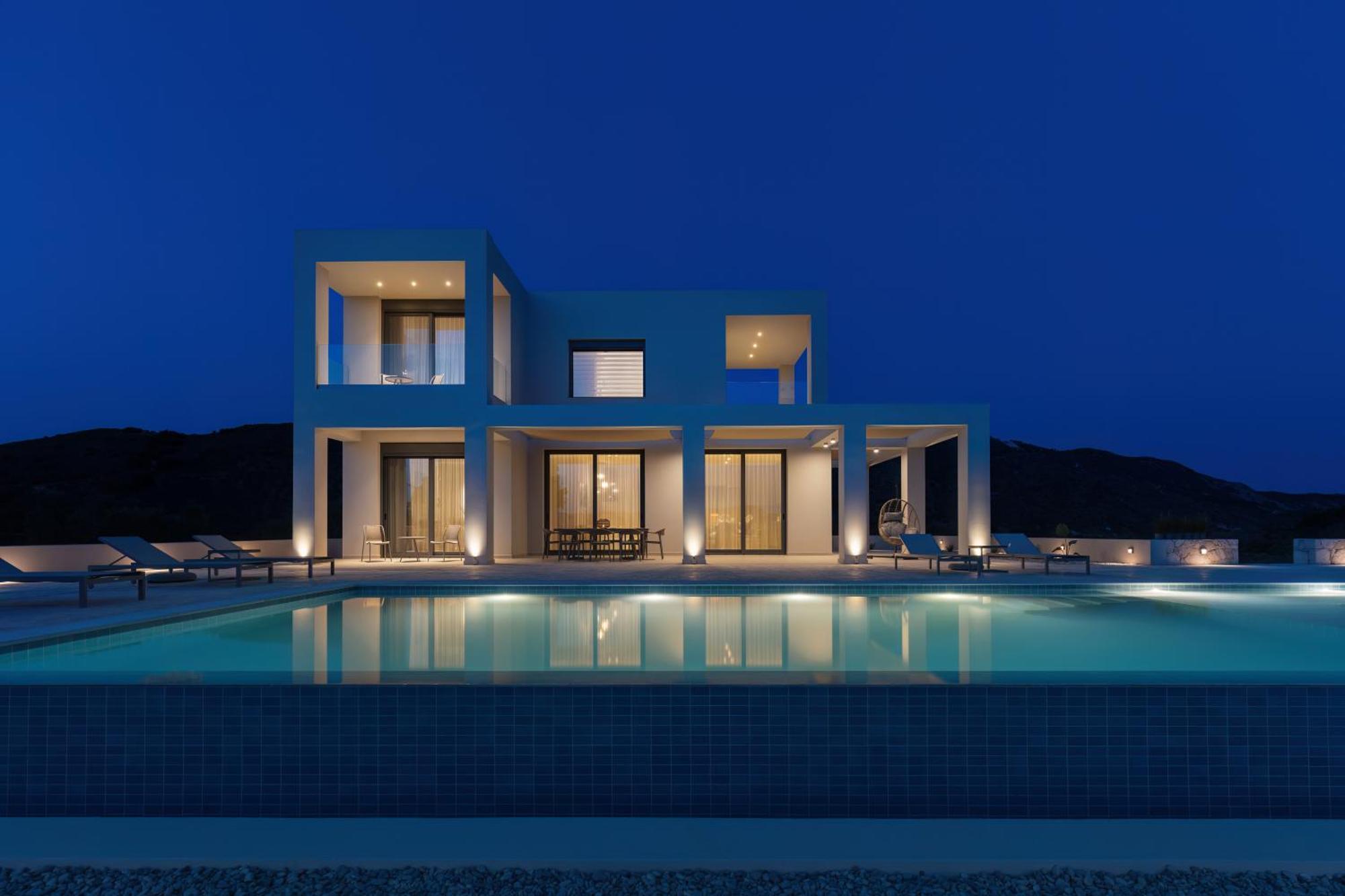 Euphoria Hill Villa, By Tk Management Villa