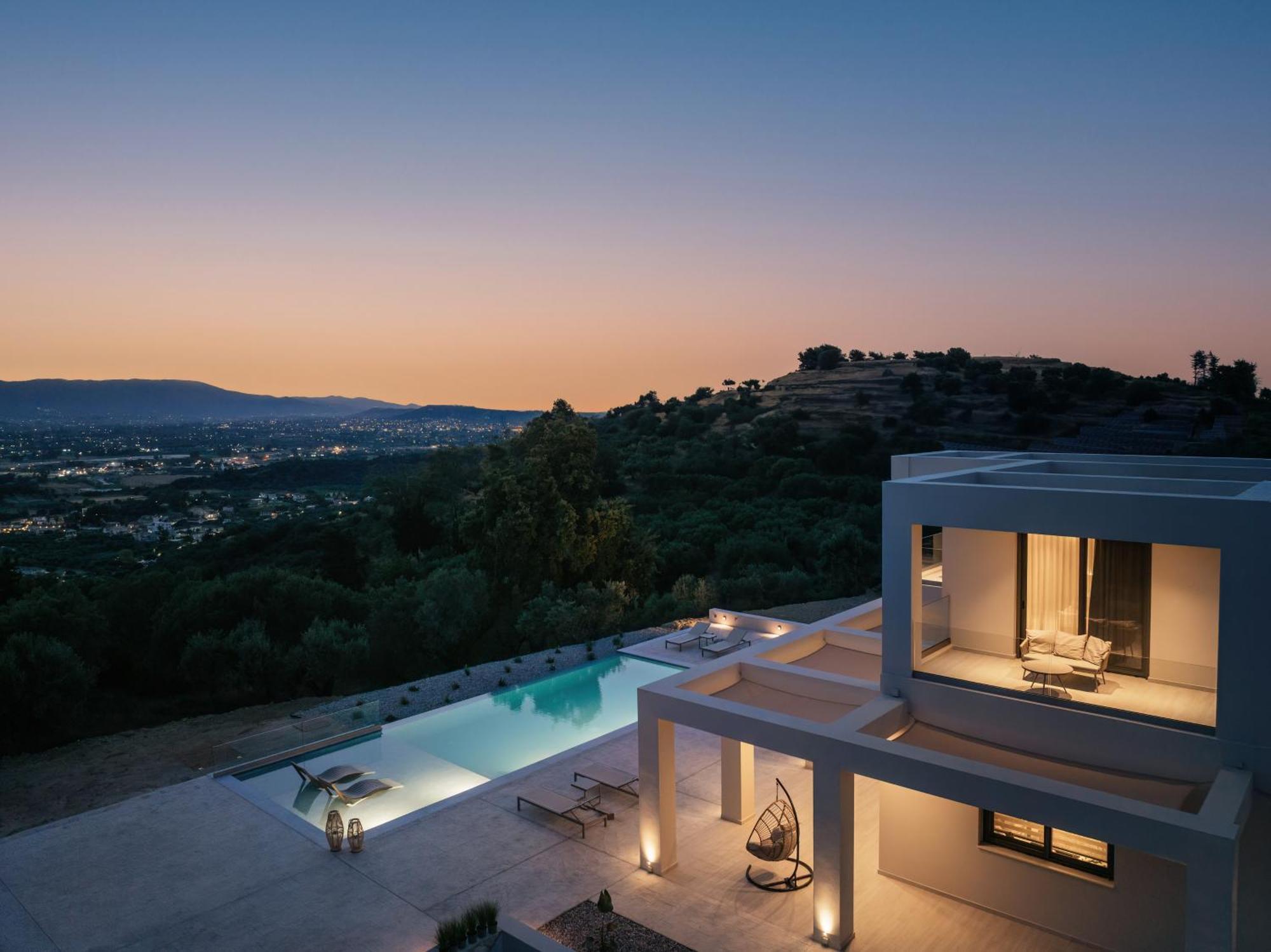 Euphoria Hill Villa, By Tk Management Villa *