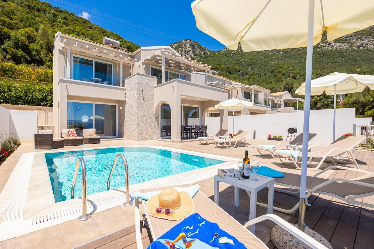 Villa Alora *