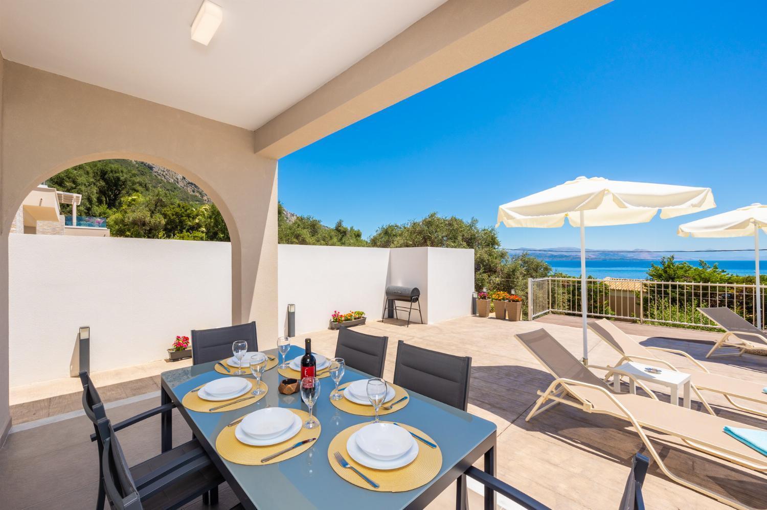 Alora Villa *