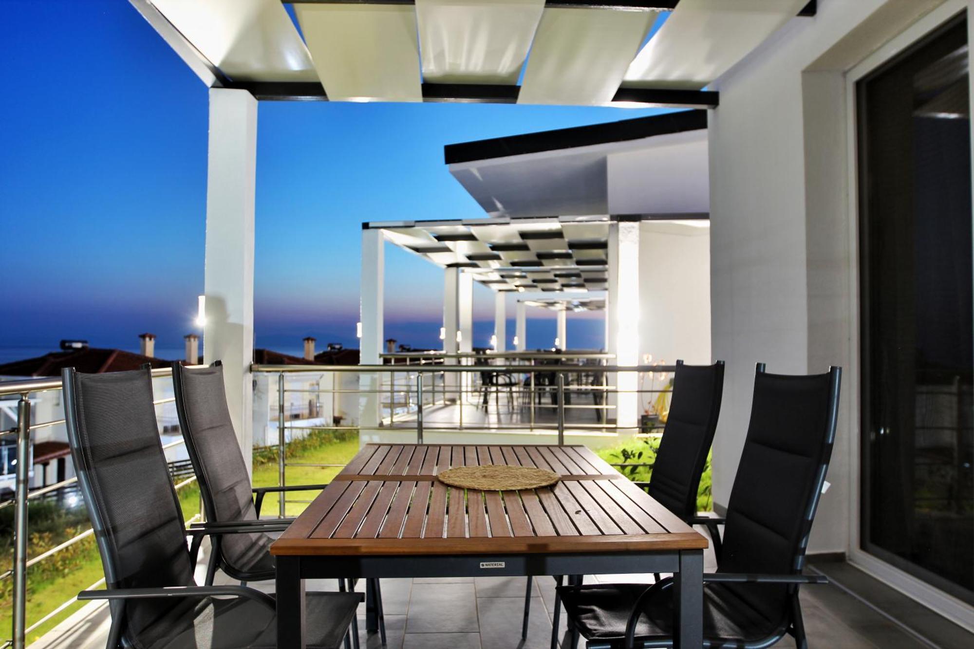 Loutra Holiday home