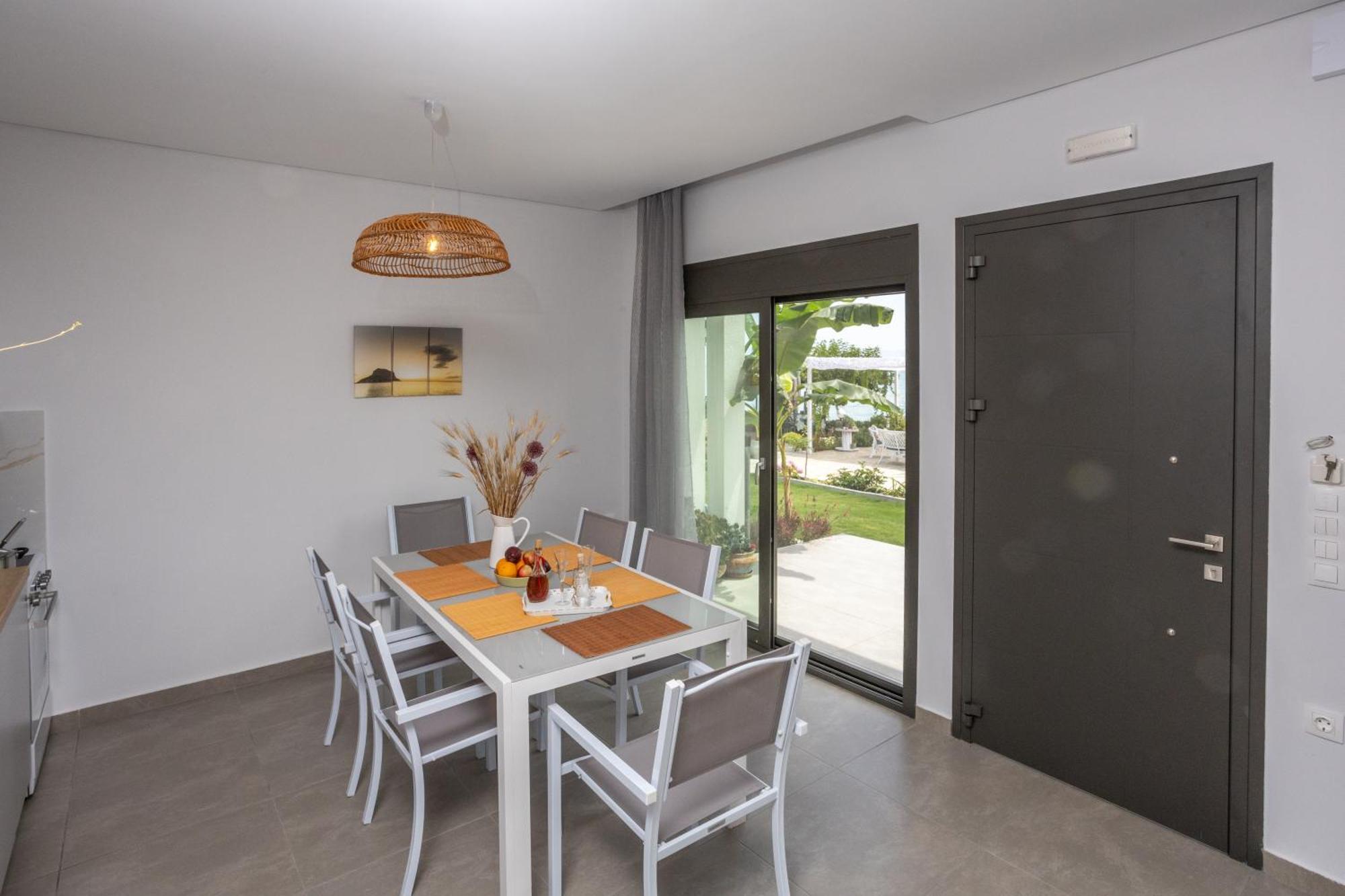 Azzure Heaven Apartment