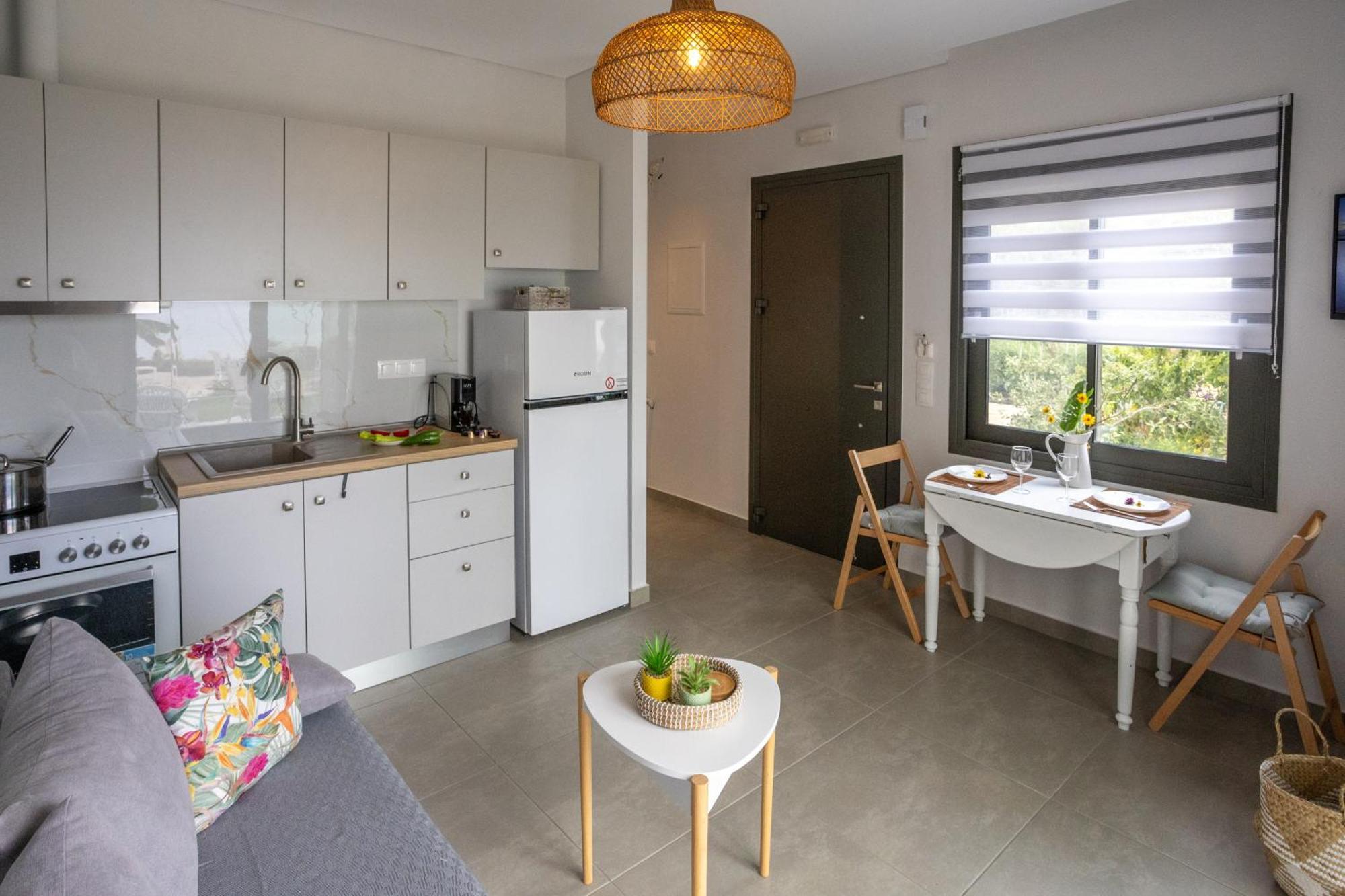 Azzure Heaven Apartment Loutra Elevtheron