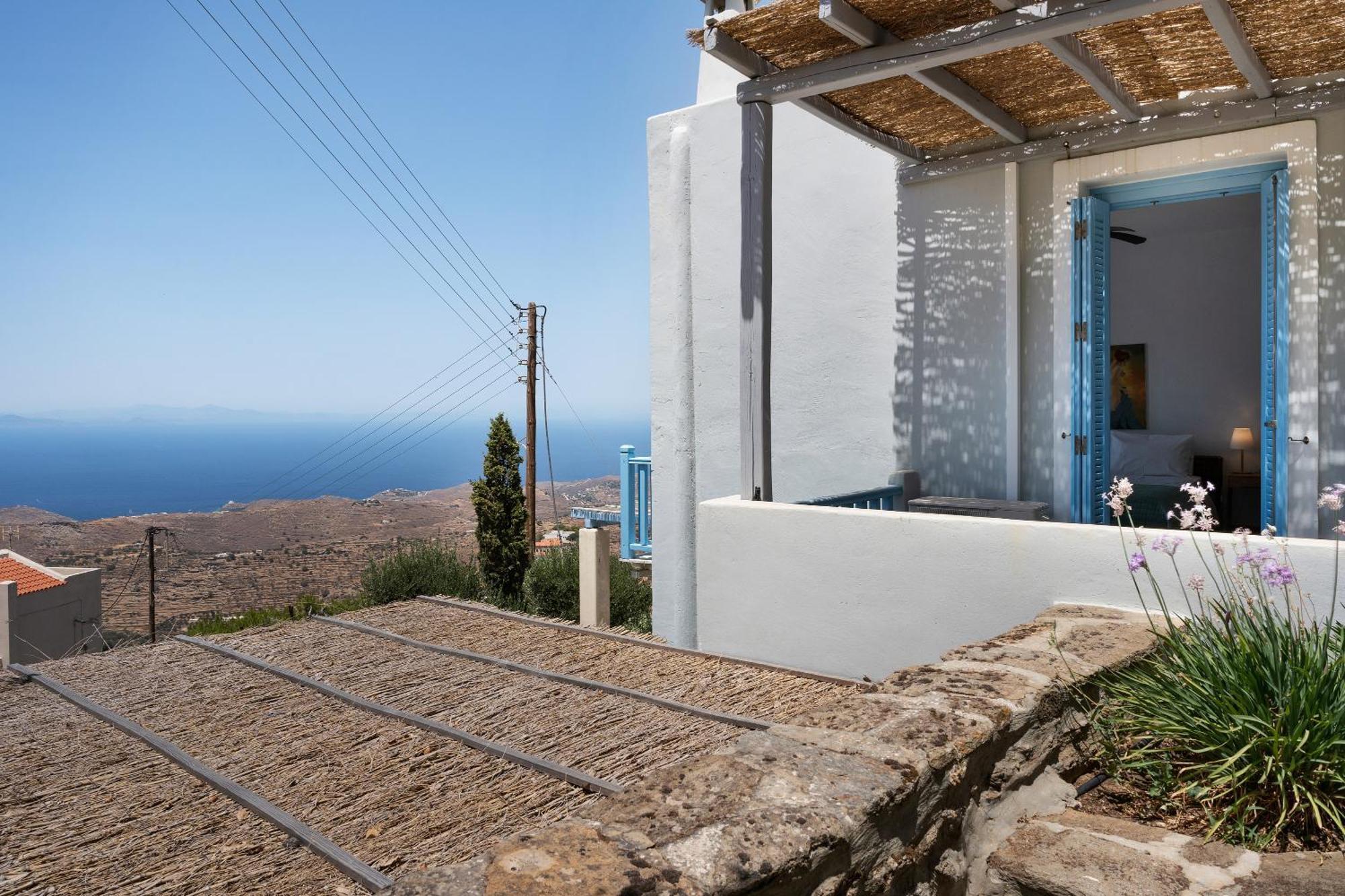 Efrossyni House *