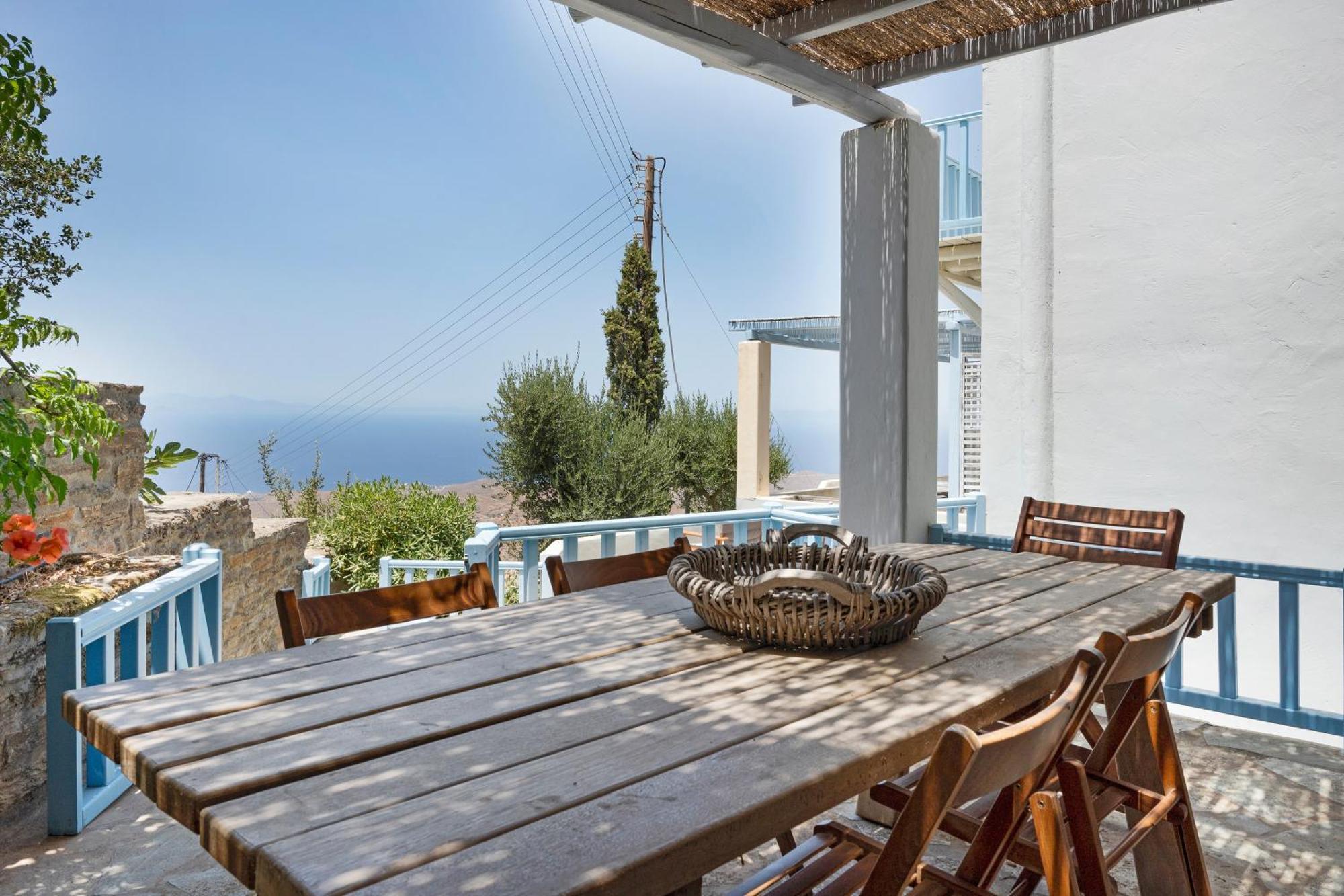 Efrossyni House * Ioulis