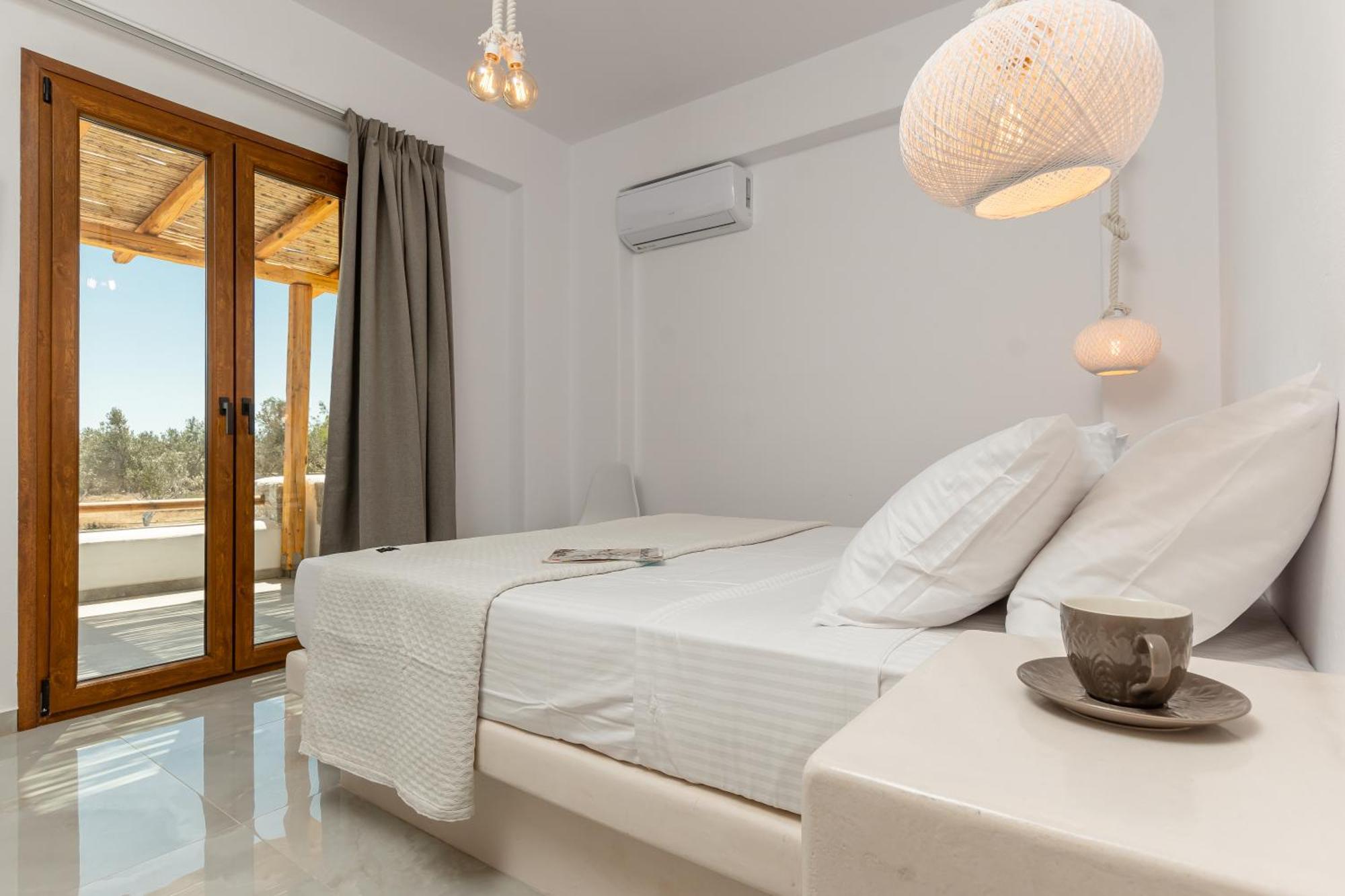 Naxos Beachwalk Plaka *