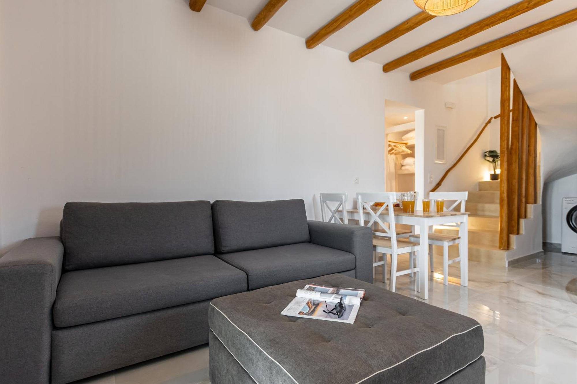 Naxos Beachwalk Plaka
