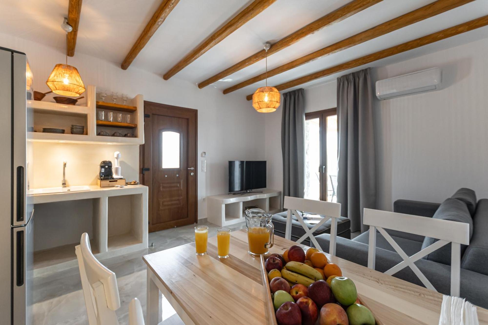 Naxos Beachwalk Plaka Villa Maragkas