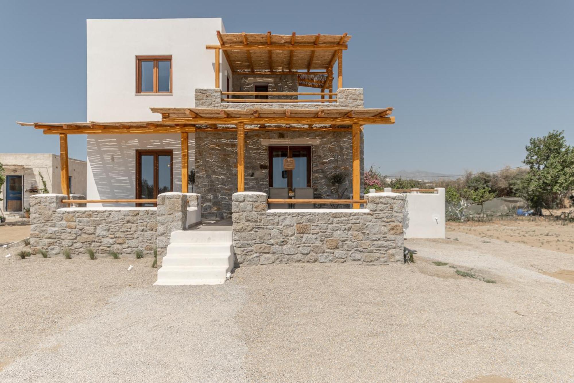 Naxos Beachwalk Plaka Villa