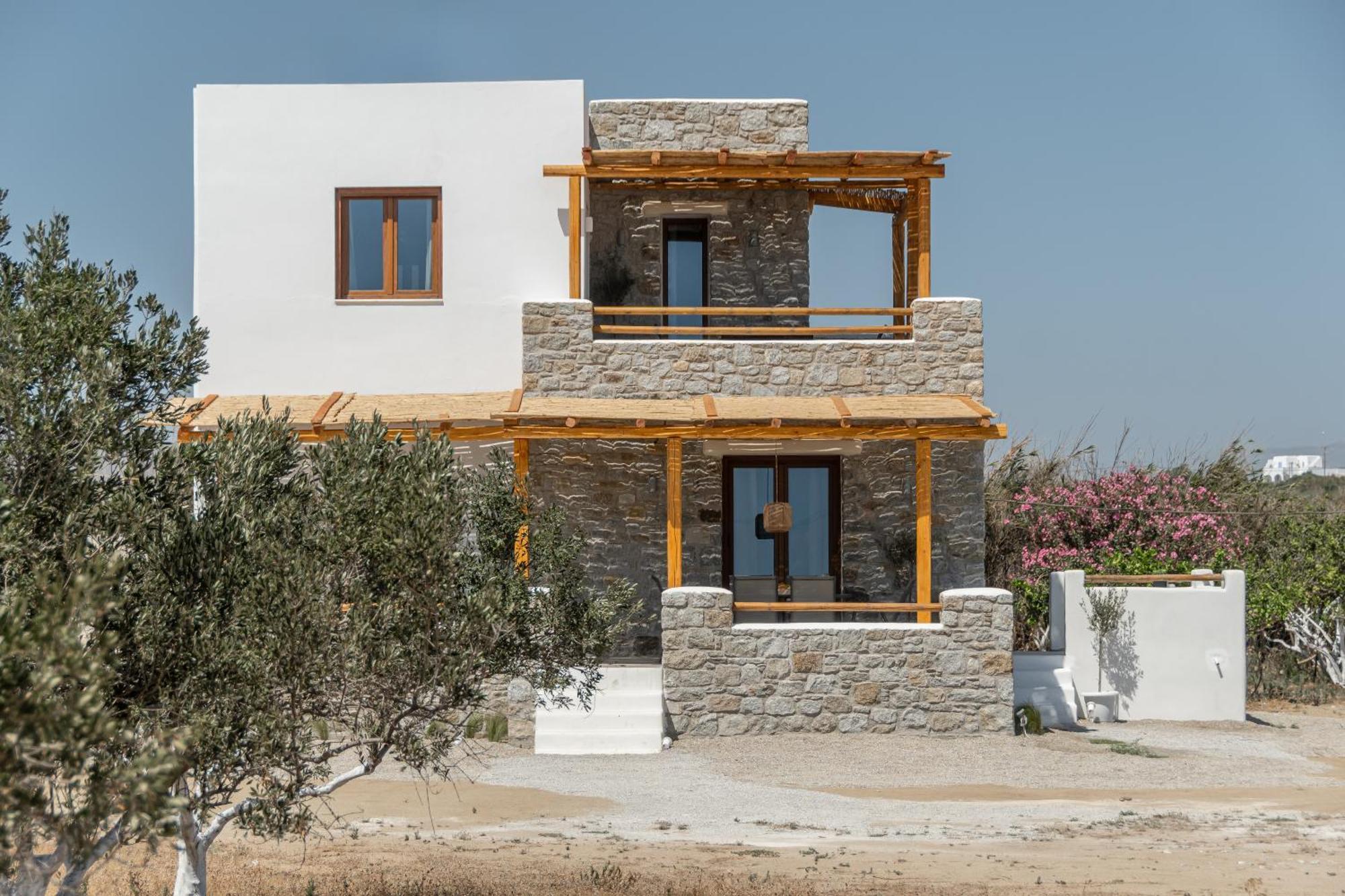 Naxos Beachwalk Plaka Villa