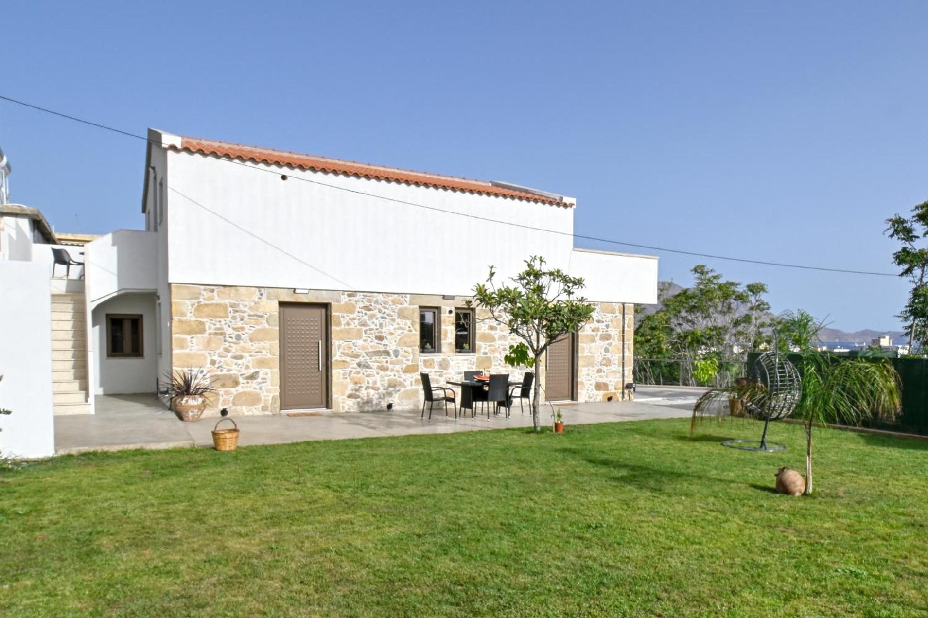 Eagle Bay Loft * Kissamos