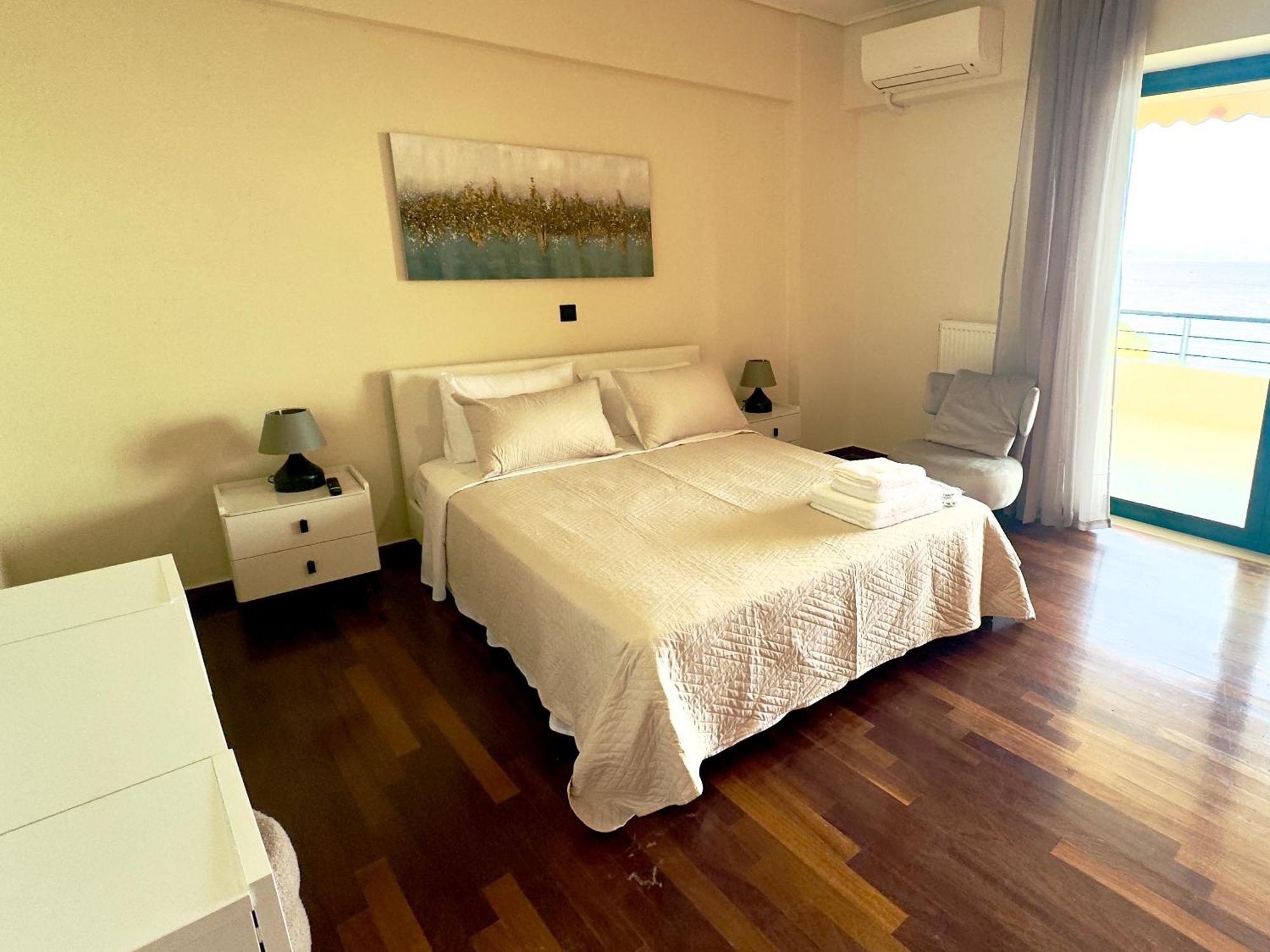 Seafront Luxury * Kalamata