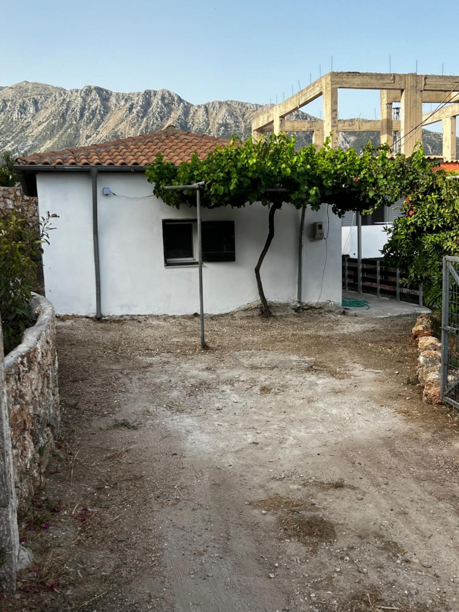 Holiday home Jos House