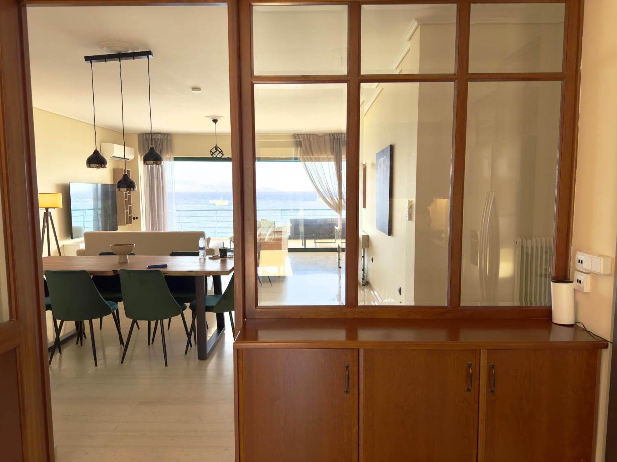 Seafront Luxury Apartment Kalamata