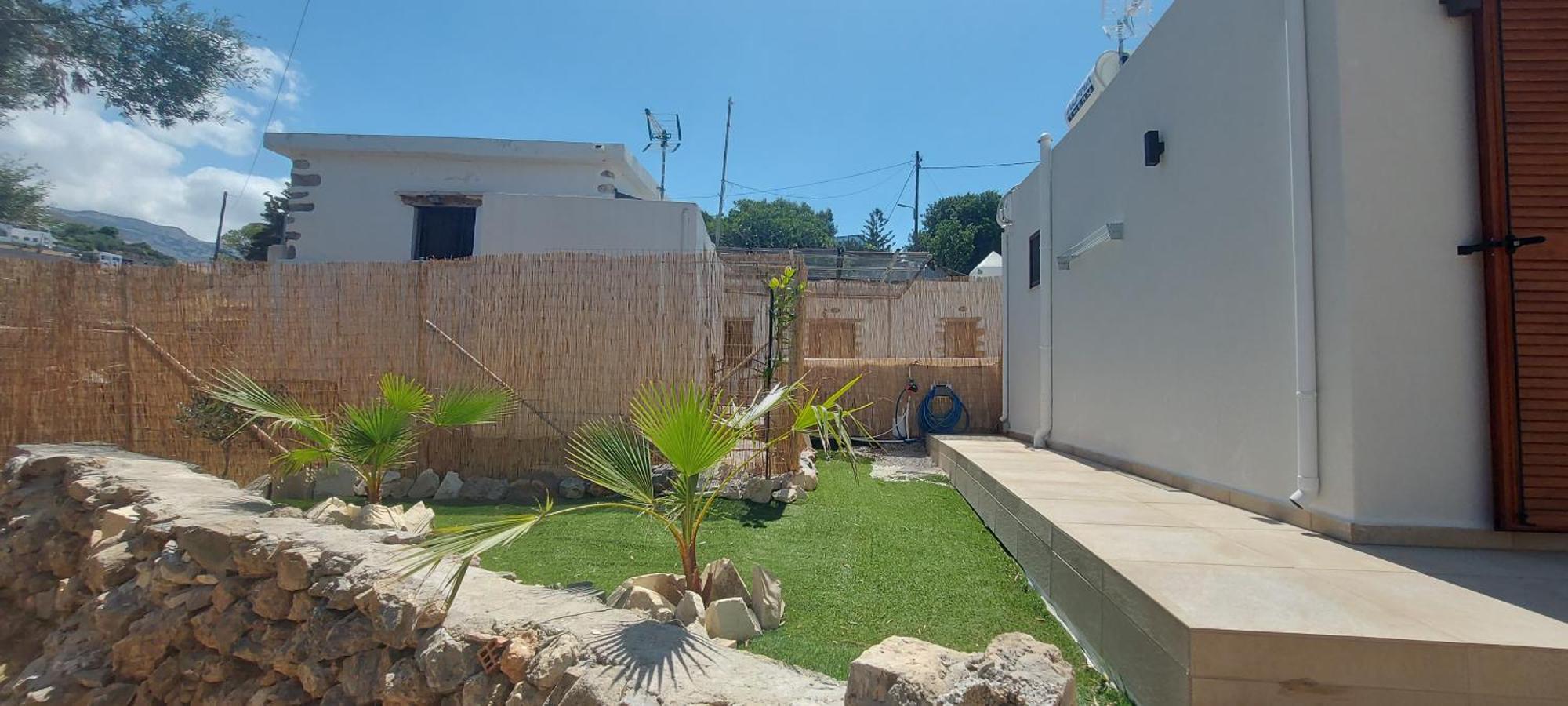 Holiday home Iasmos
