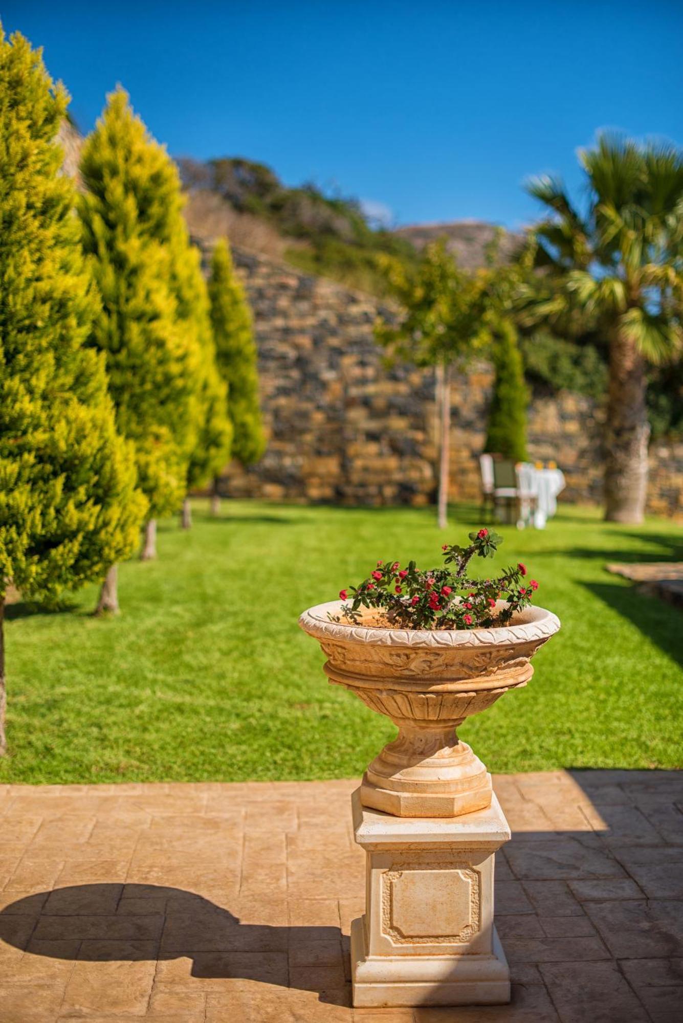 Maris Elounda (Crete)