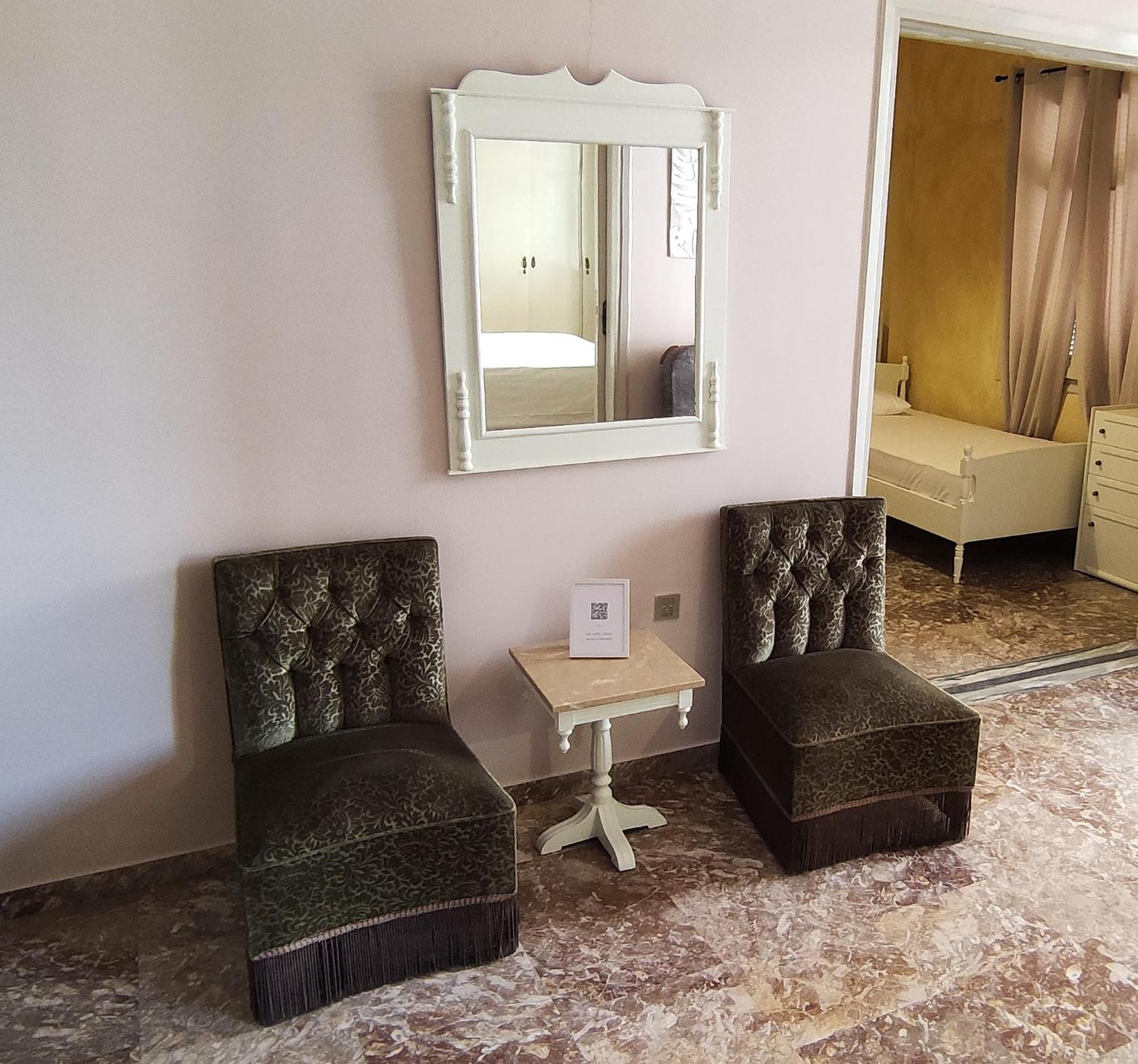 Apartment Four Reasons