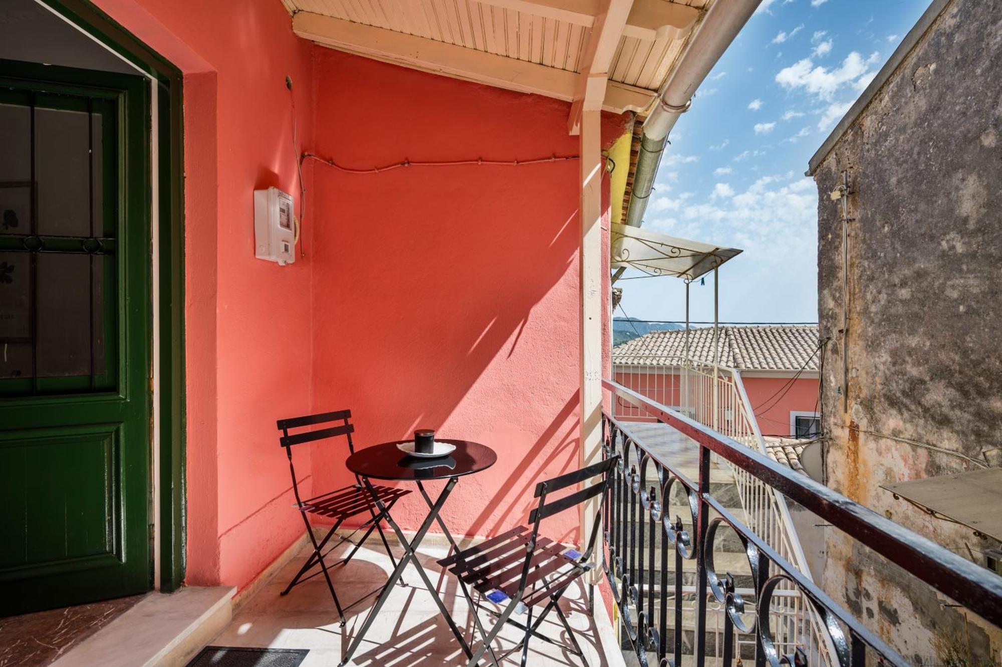 Eveniki House Holiday home