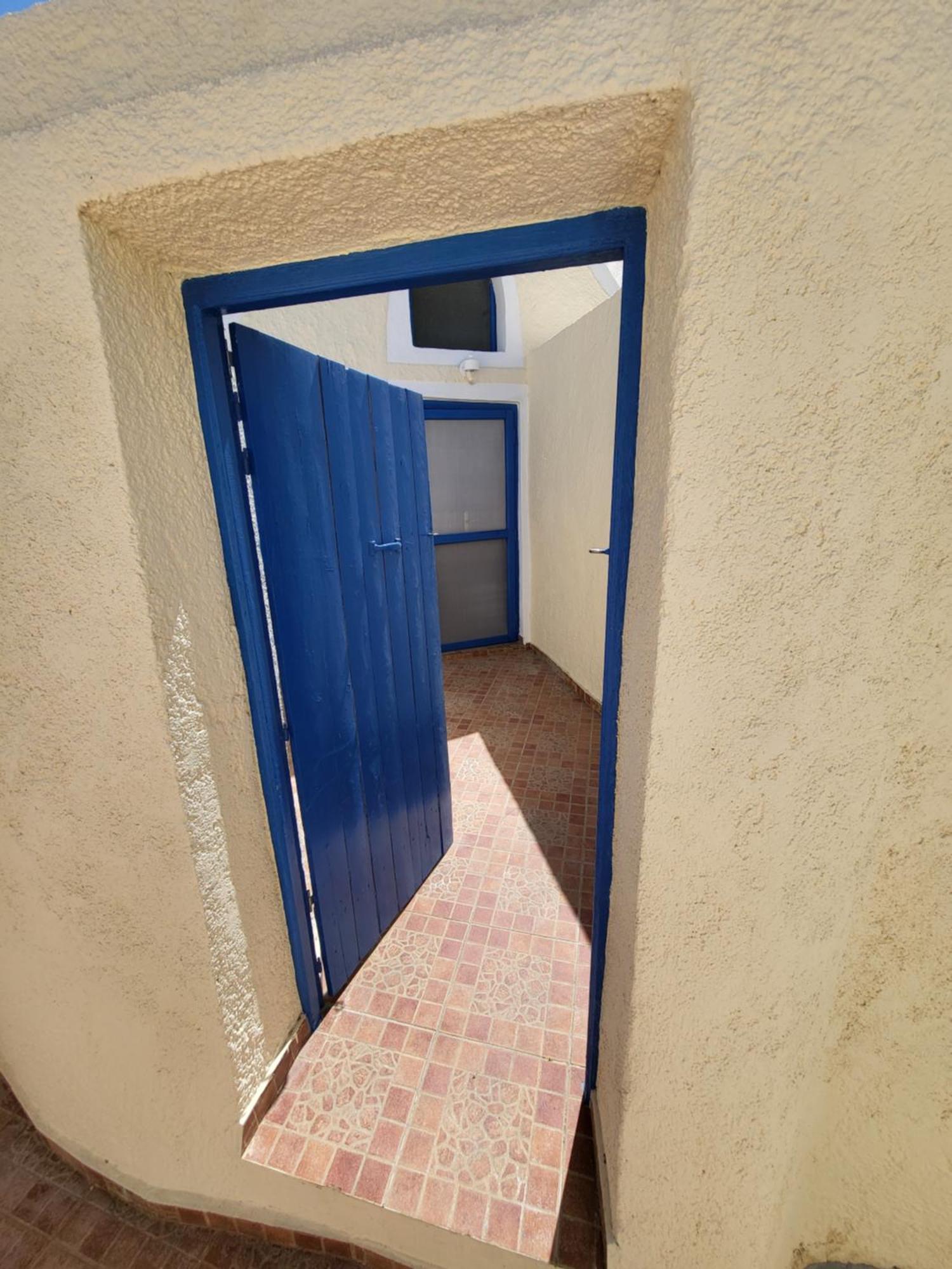 Luxury Cave Villa Messaria (Santorini)