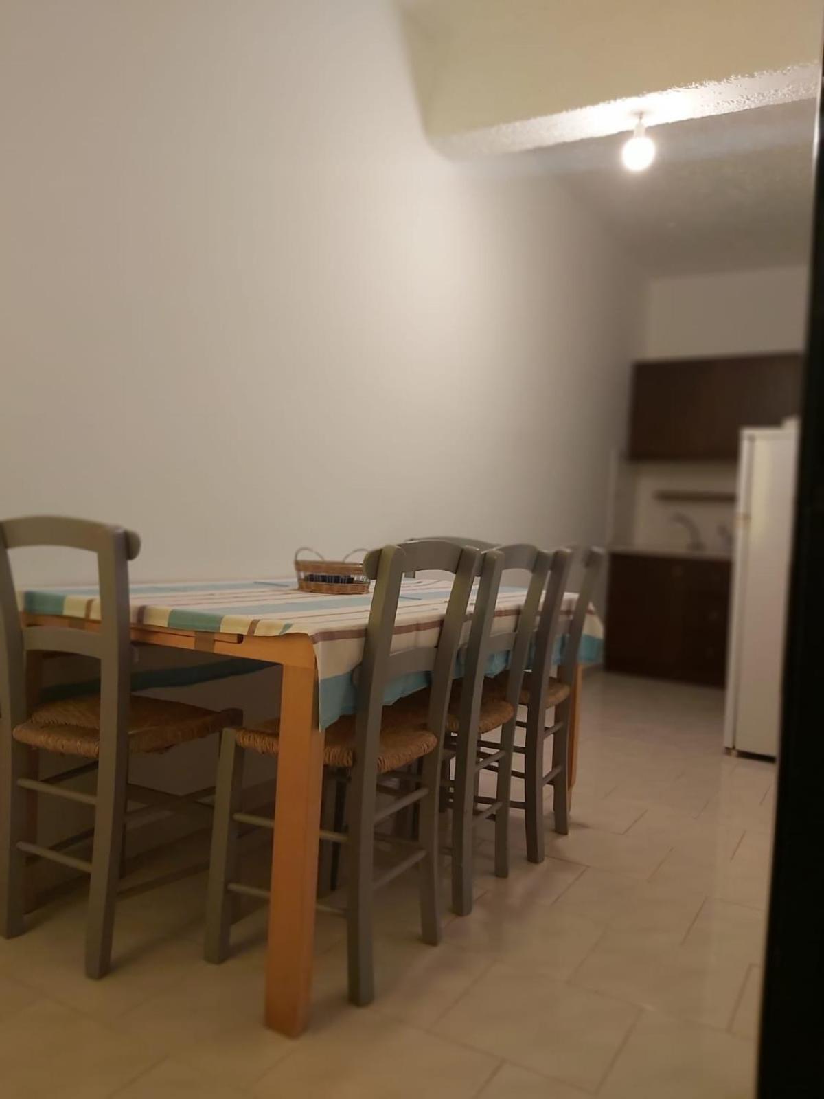 And Xenophon Apartment Matala (Crete)