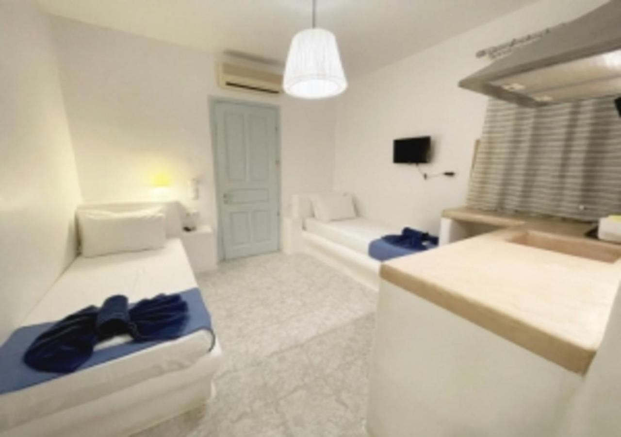 Glaros Hotel
