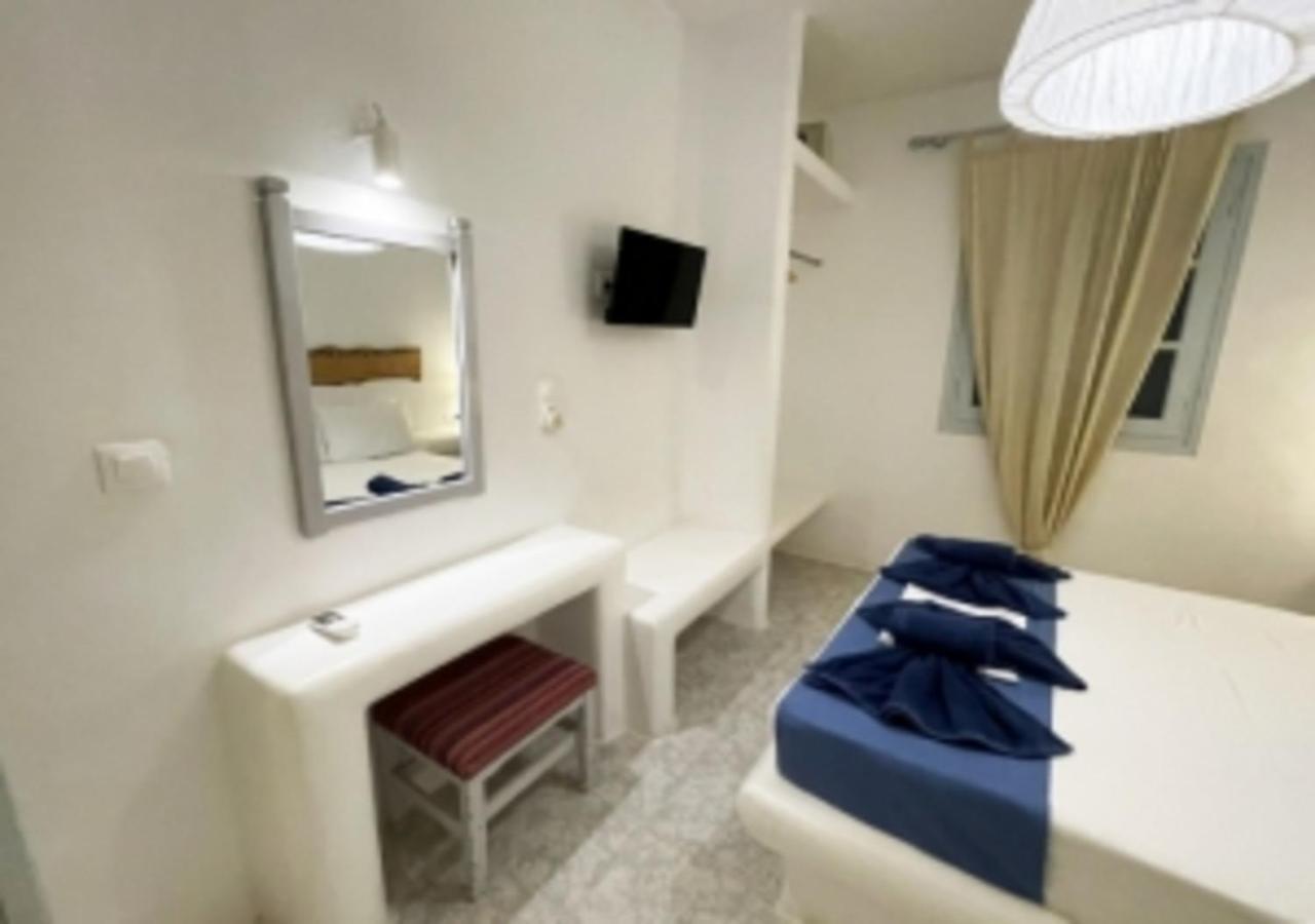 Glaros Hotel