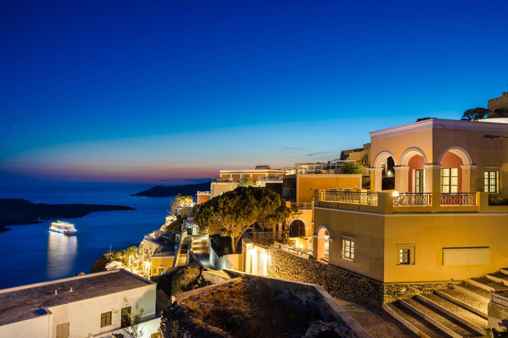 Archipel Mansion Fira (Santorini)
