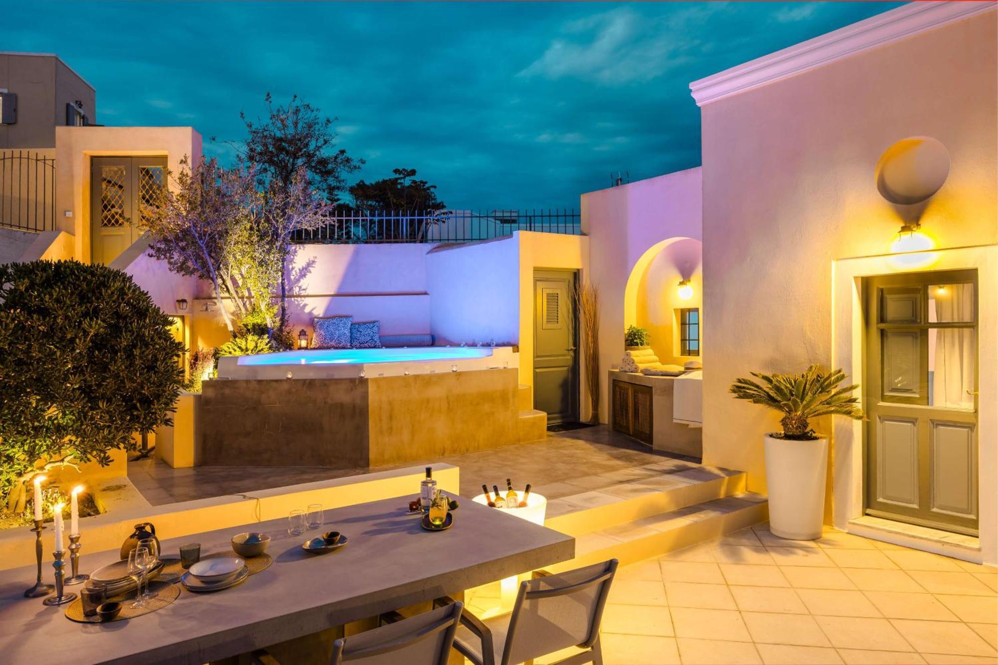 Villa Archipel Mansion Fira (Santorini)