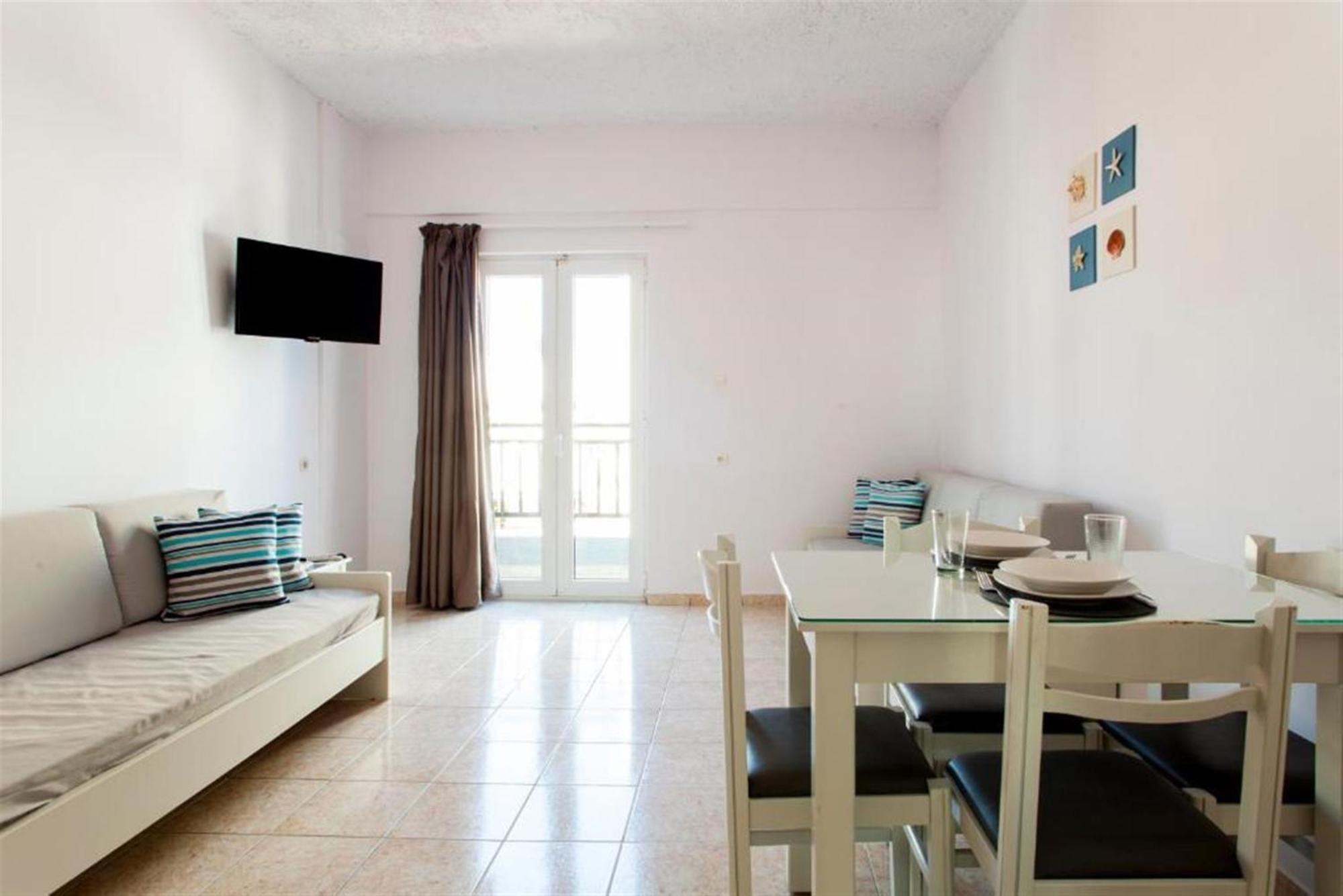Elychryson Aparthotel Hersonissos (Crete)