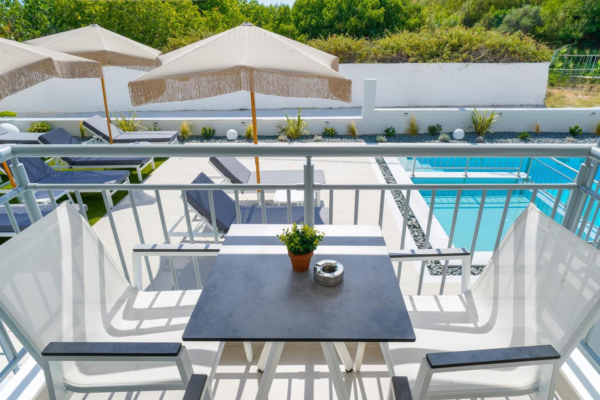 Sourinis Luxury *