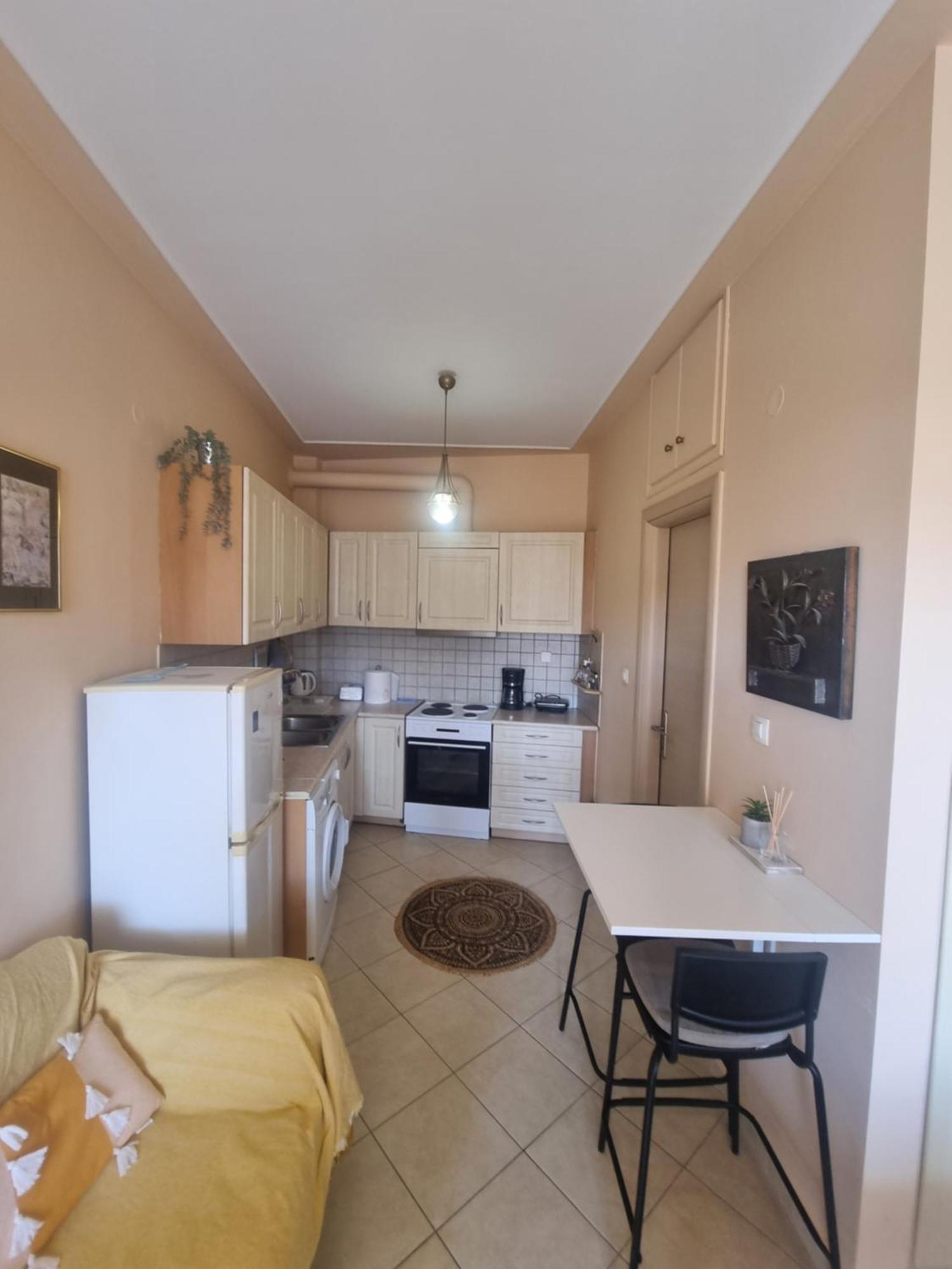 Anna 1 Apartment