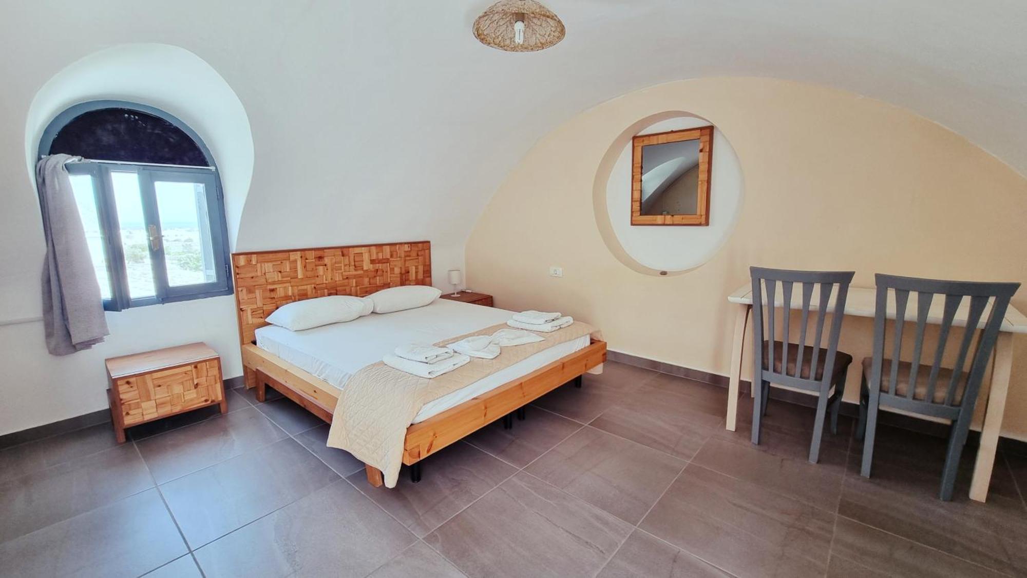 Leon Lux Aparthotel 3*