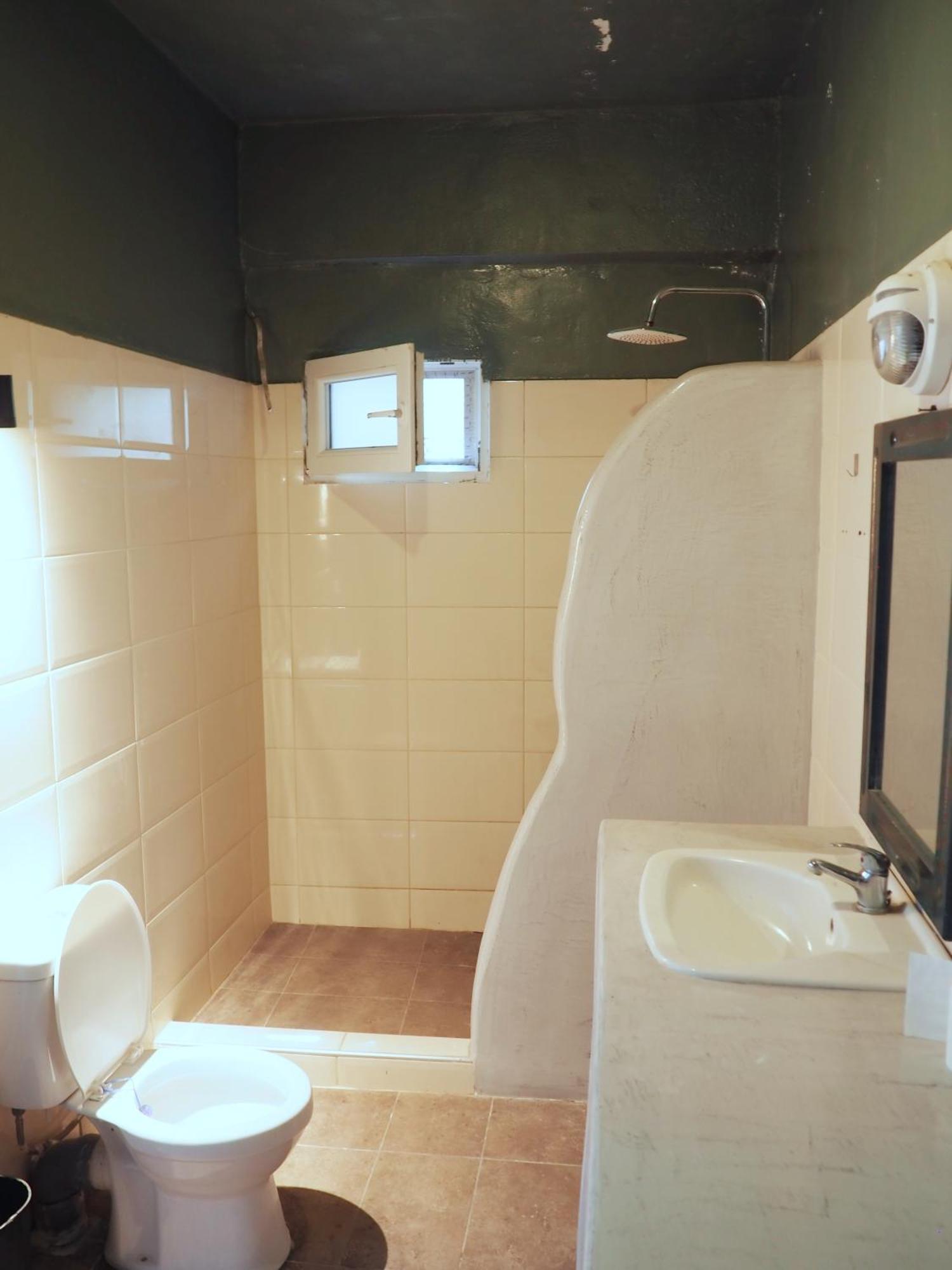 Leon Lux Aparthotel Perivolos (Santorini)