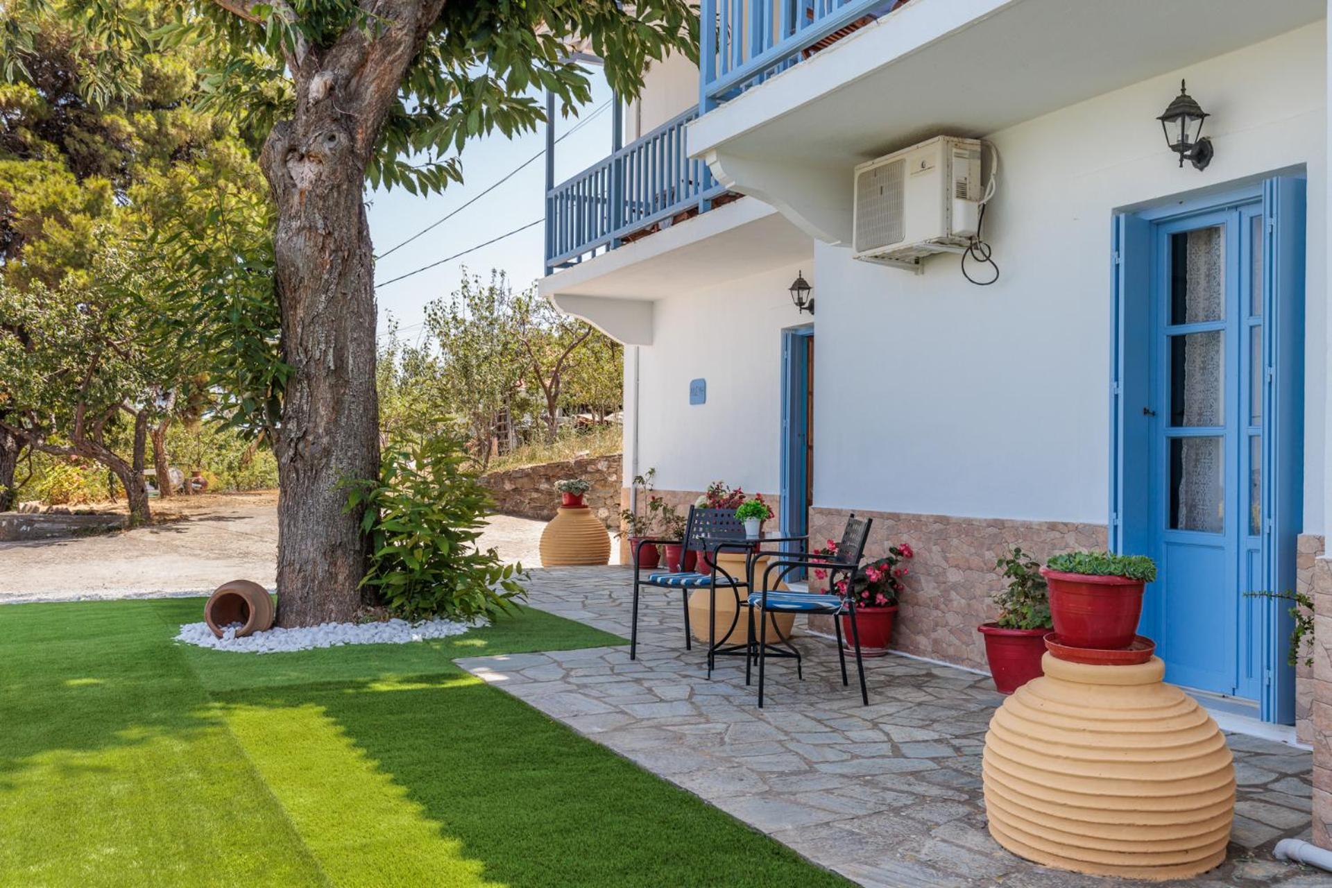 Apartment Anemi *