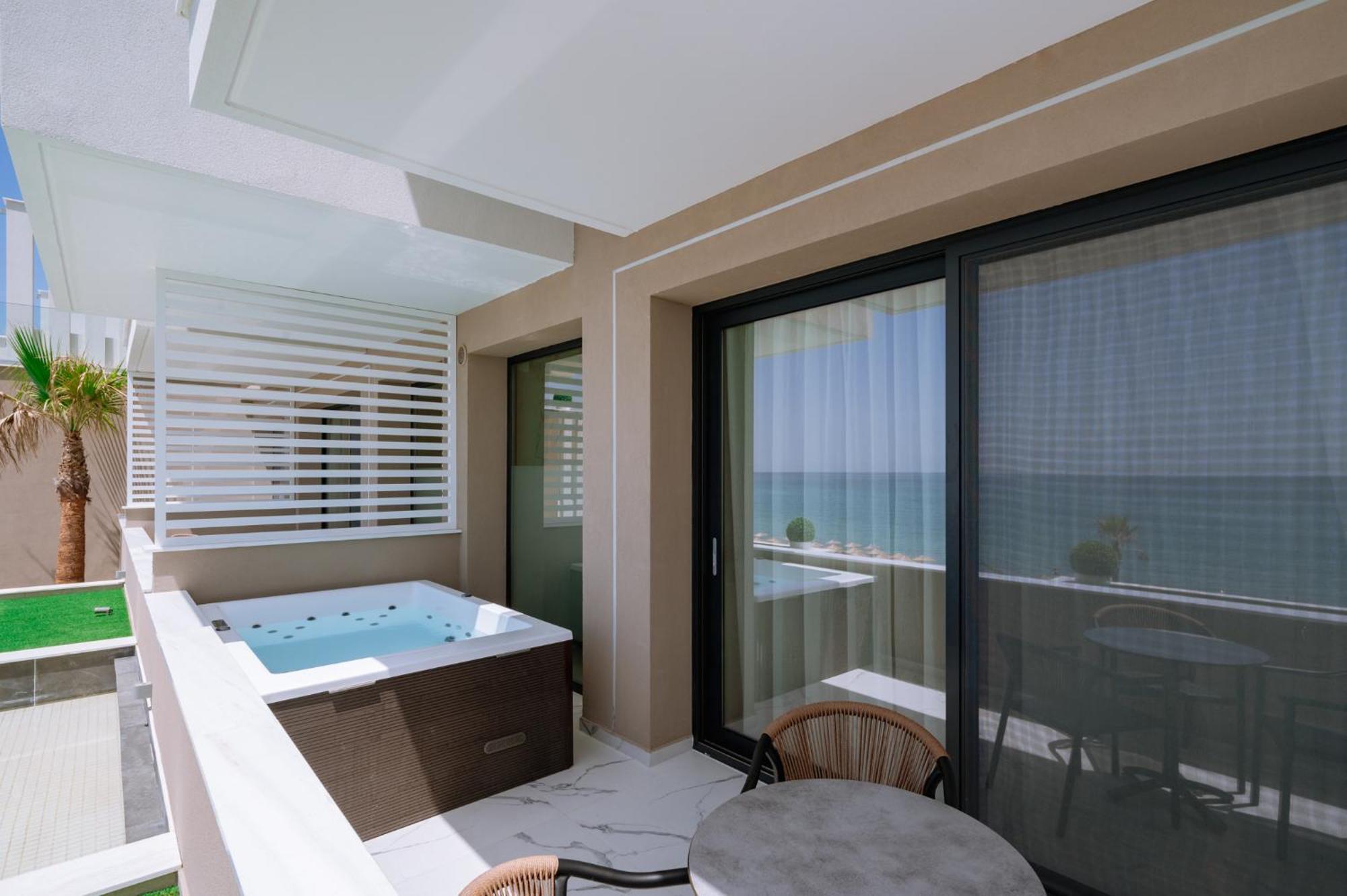 Hotel Zest Thassos Luxury Retreat 4*