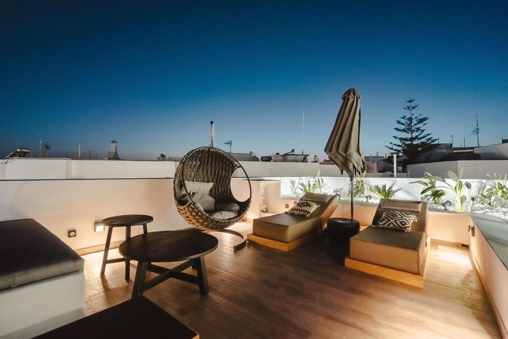 Legato With Private Pool Apartment *