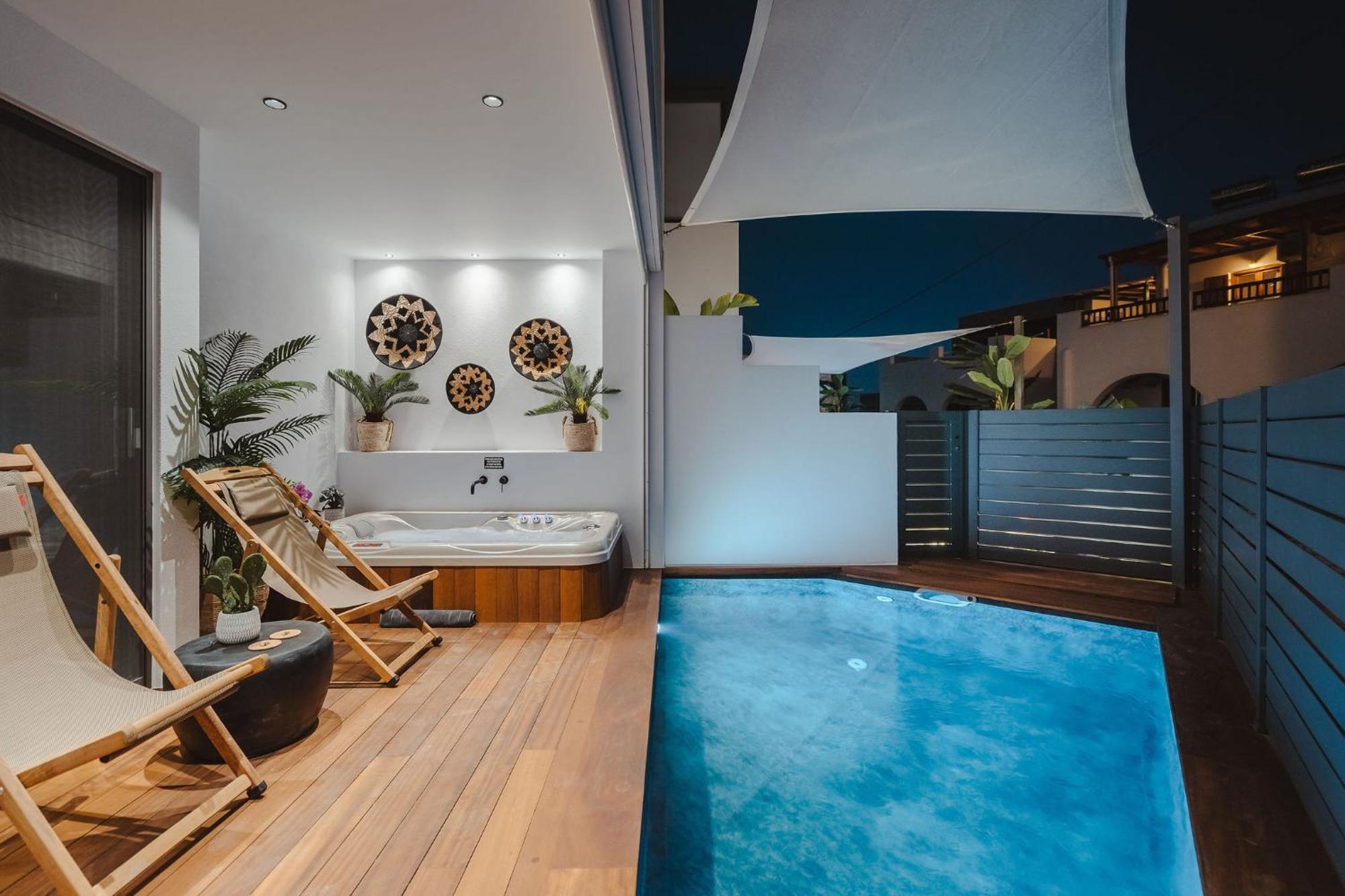 Legato With Private Pool Naxos City