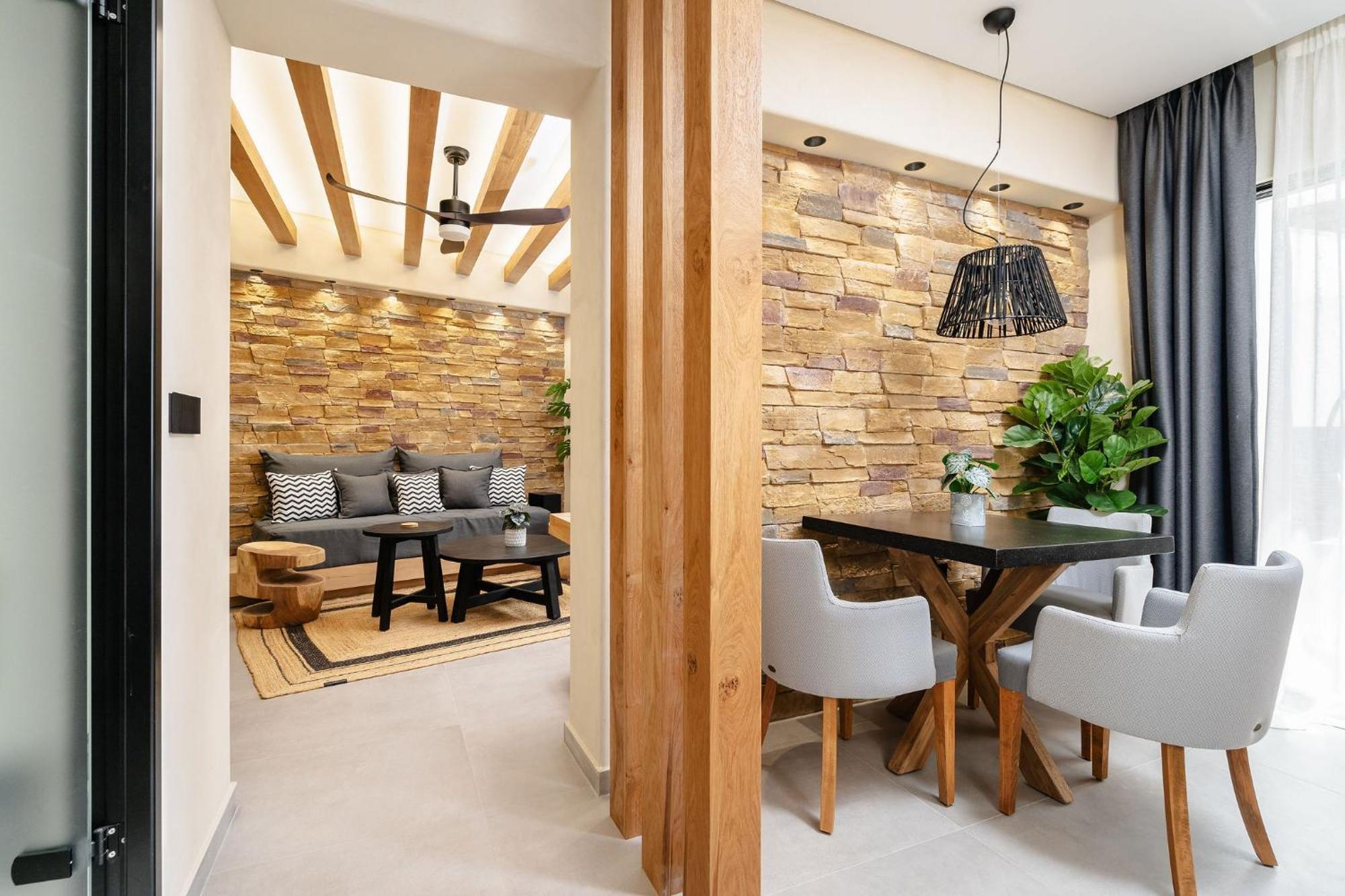 Legato With Private Pool