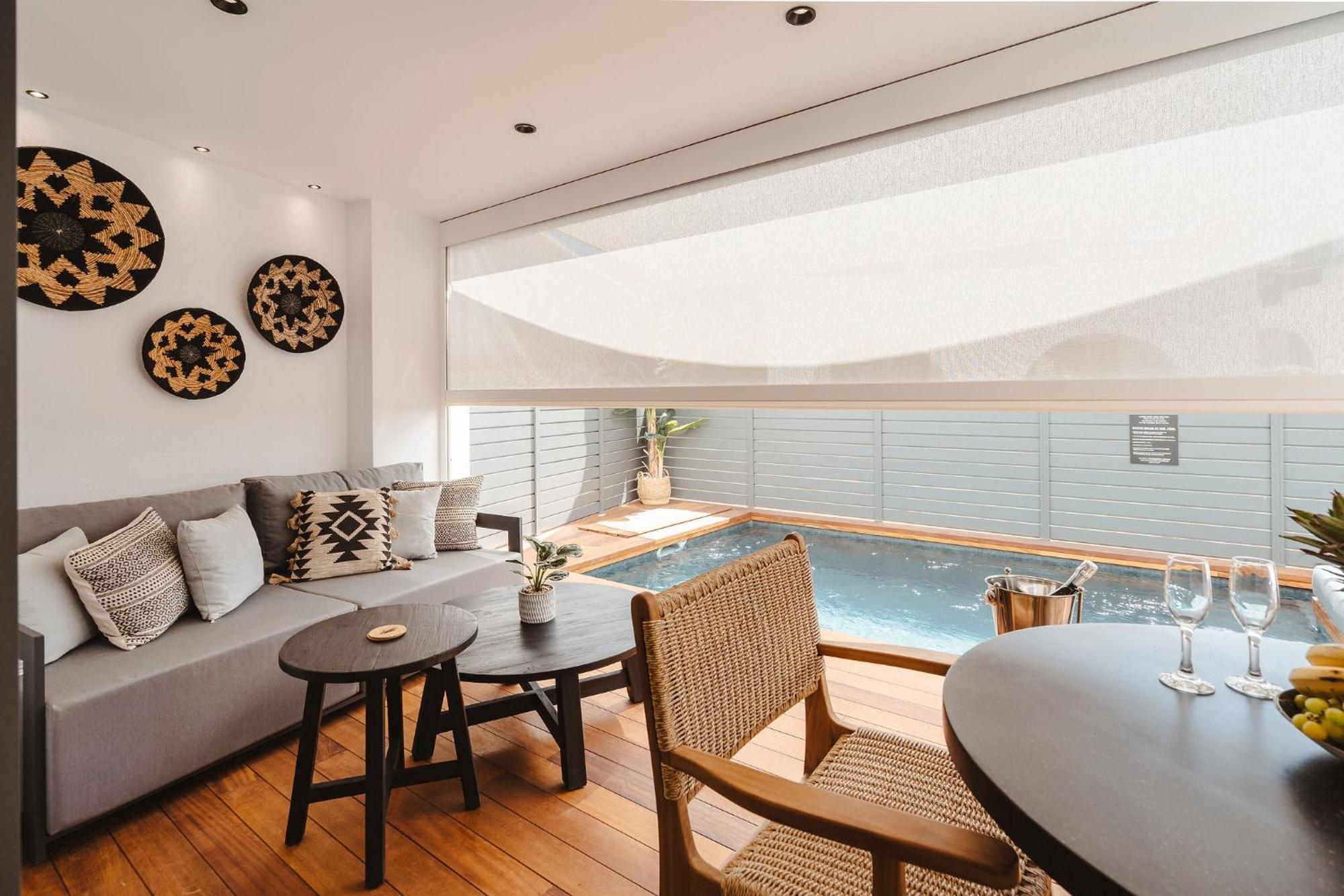 Legato With Private Pool Apartment *